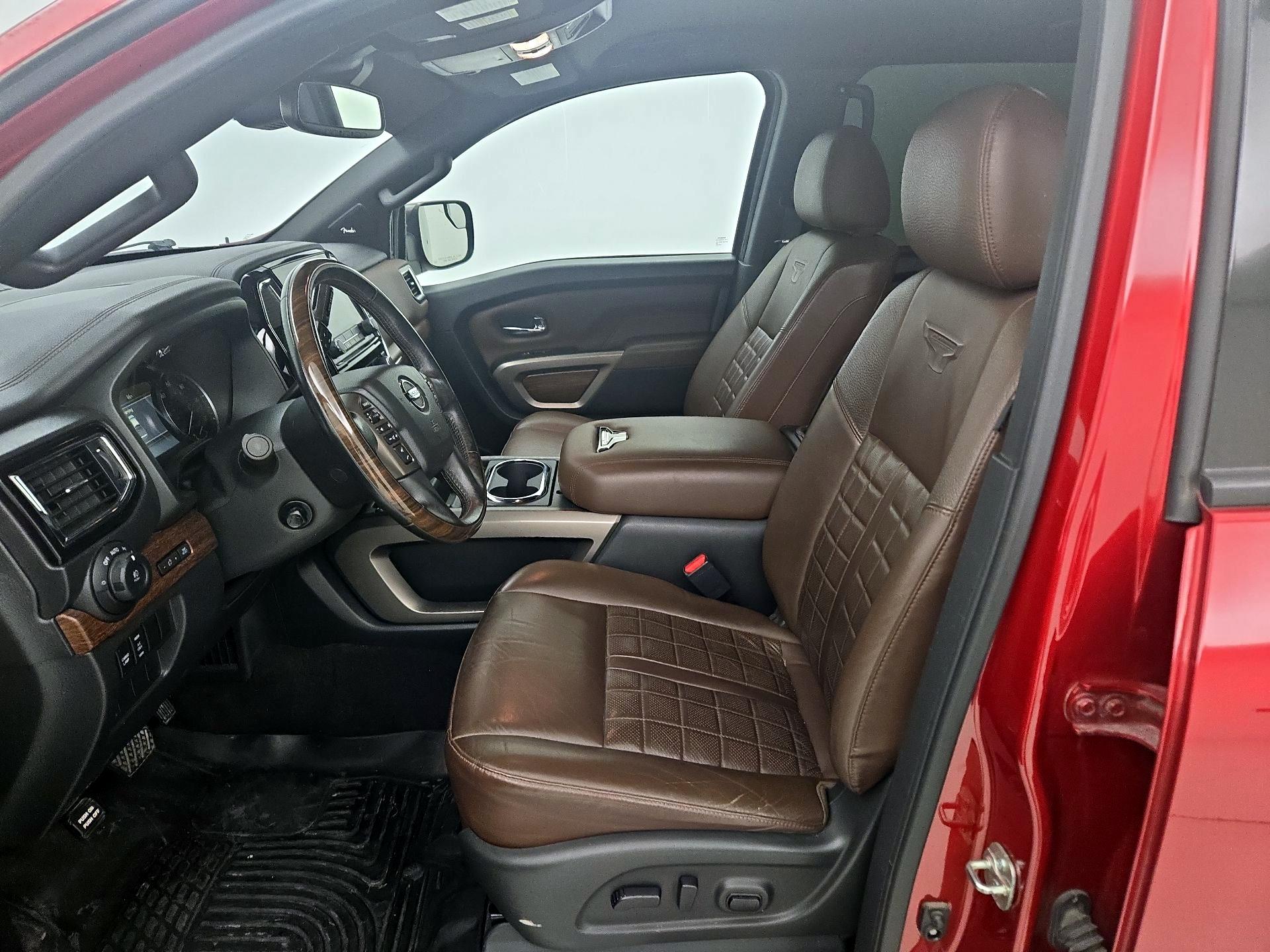 Thumbnail: 2020 Nissan Titan - 11