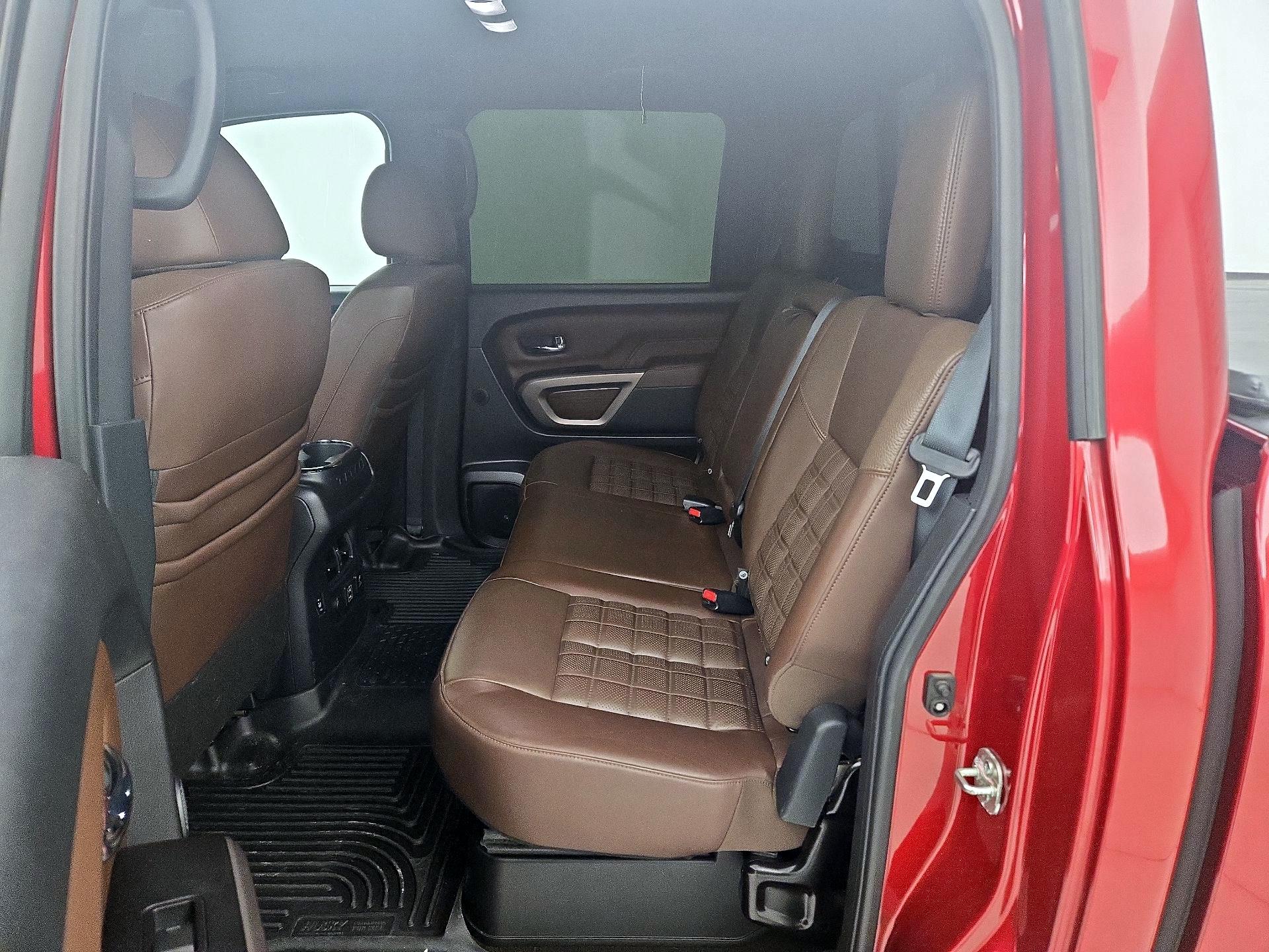 Thumbnail: 2020 Nissan Titan - 20