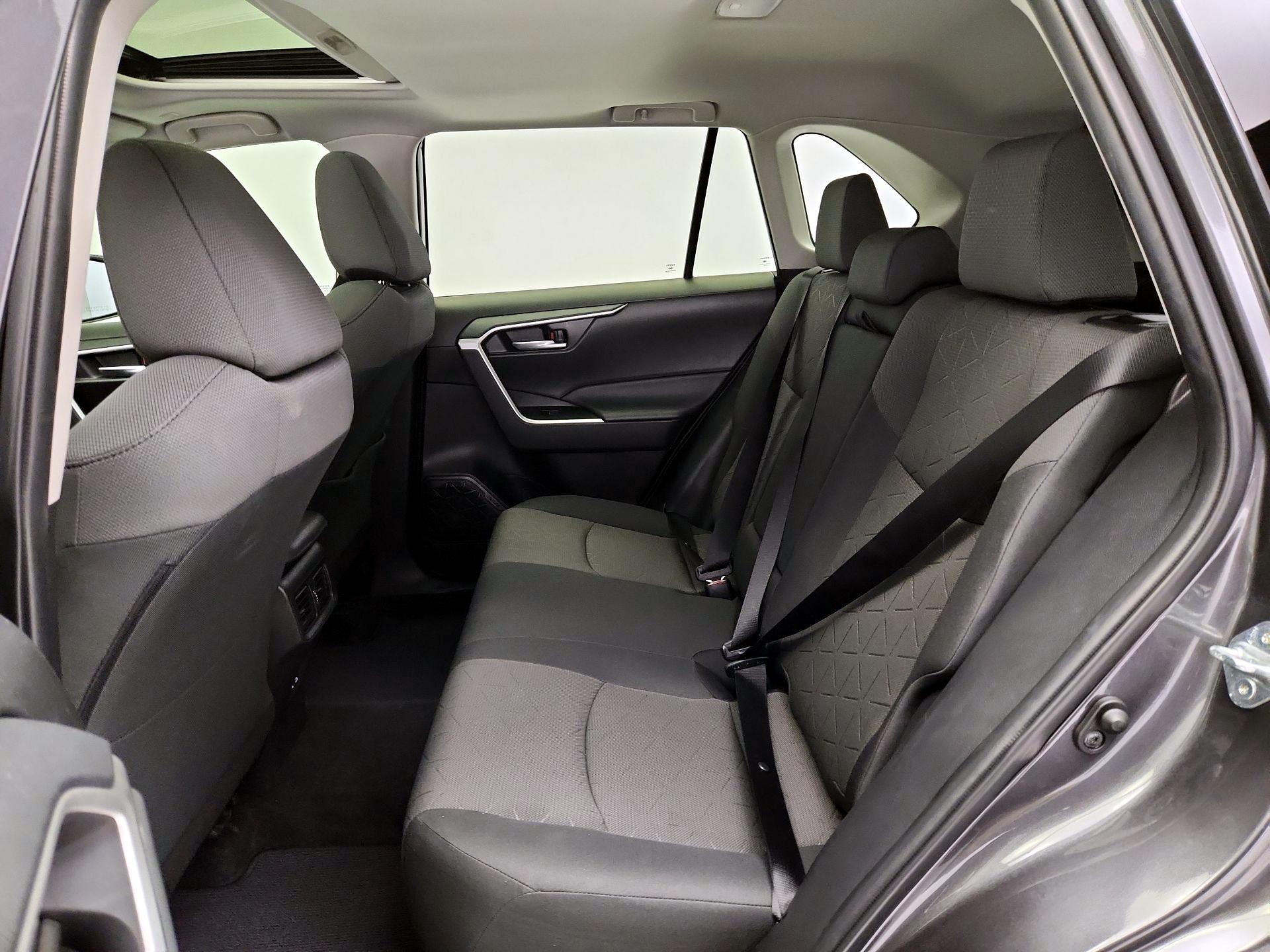 Thumbnail: 2023 Toyota RAV4 - 20