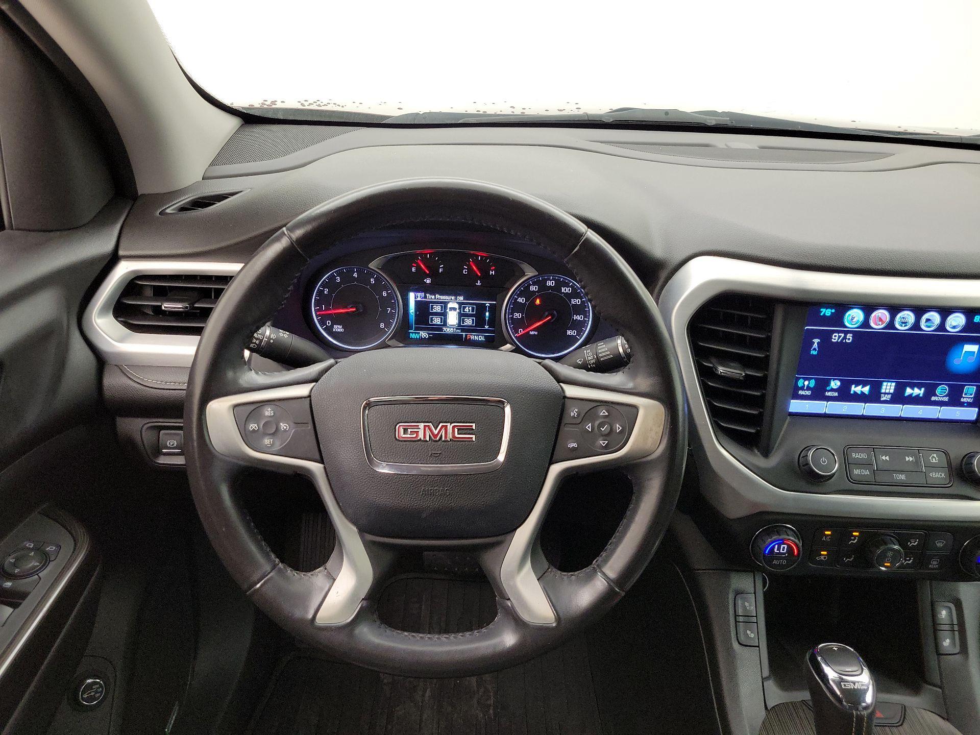 Thumbnail: 2018 GMC Acadia - 10