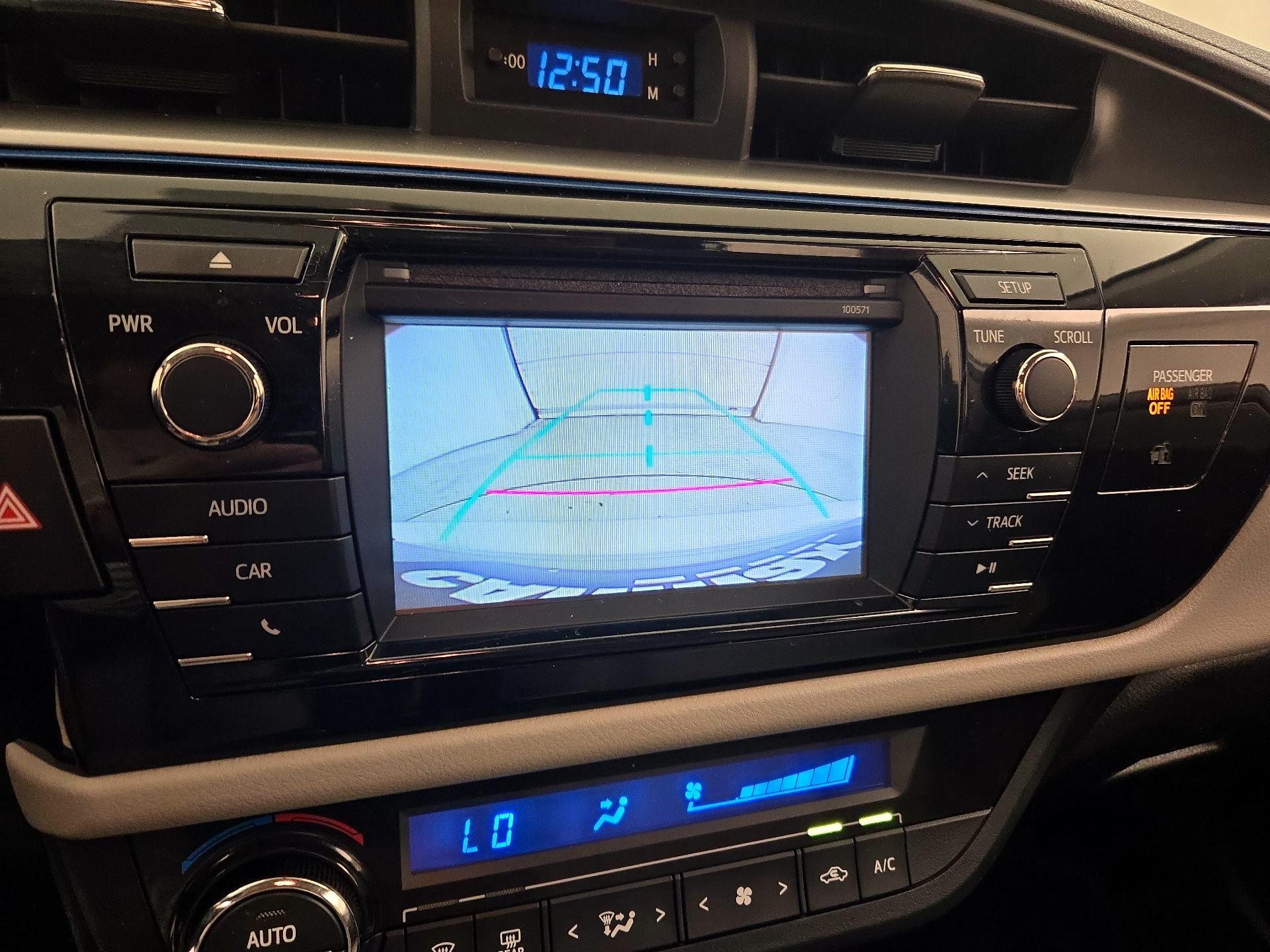 Thumbnail: 2016 Toyota Corolla - 14