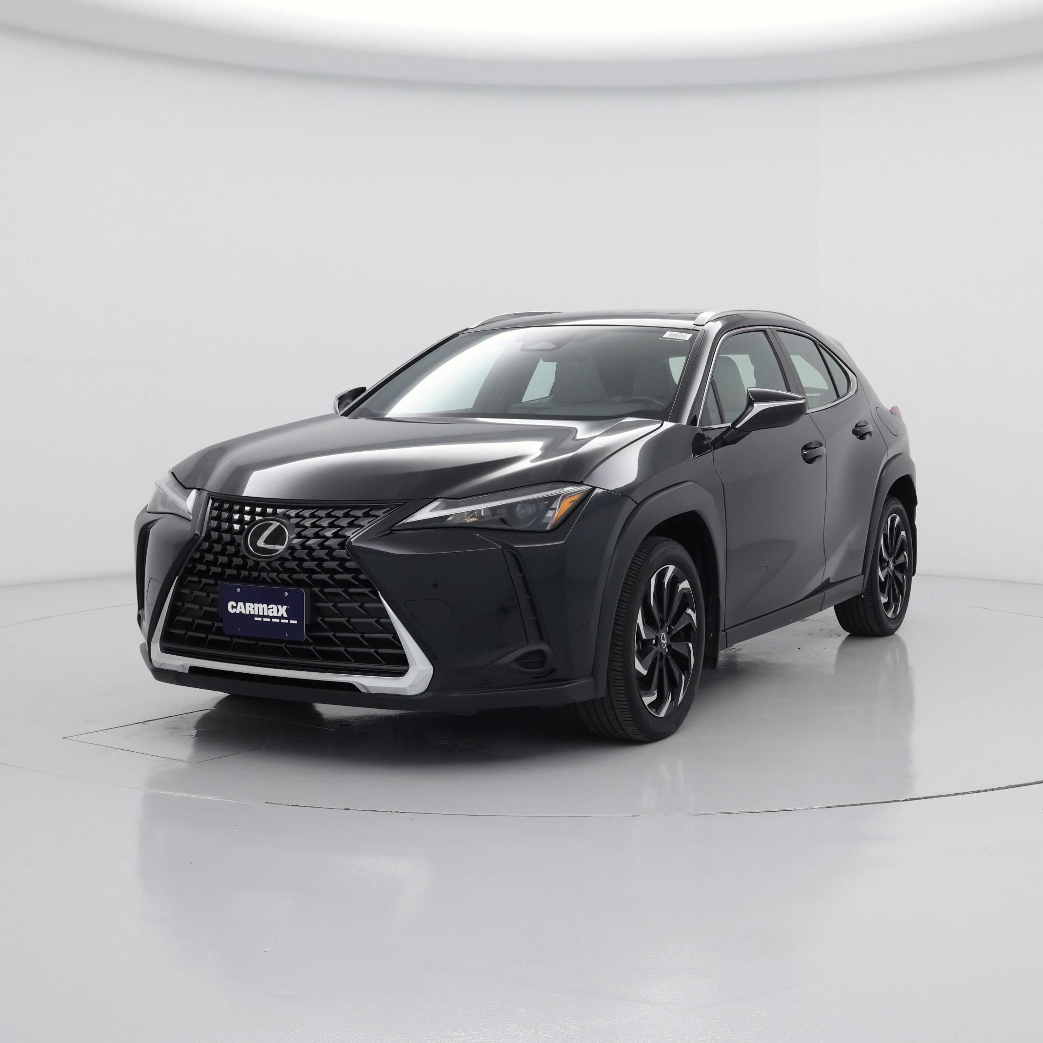Thumbnail: 2025 Lexus UX - 4