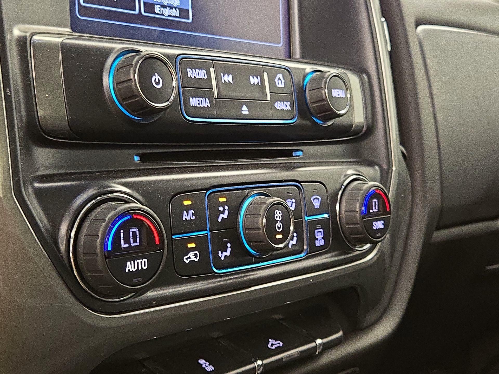 Thumbnail: 2017 Chevrolet Silverado 1500 - 16