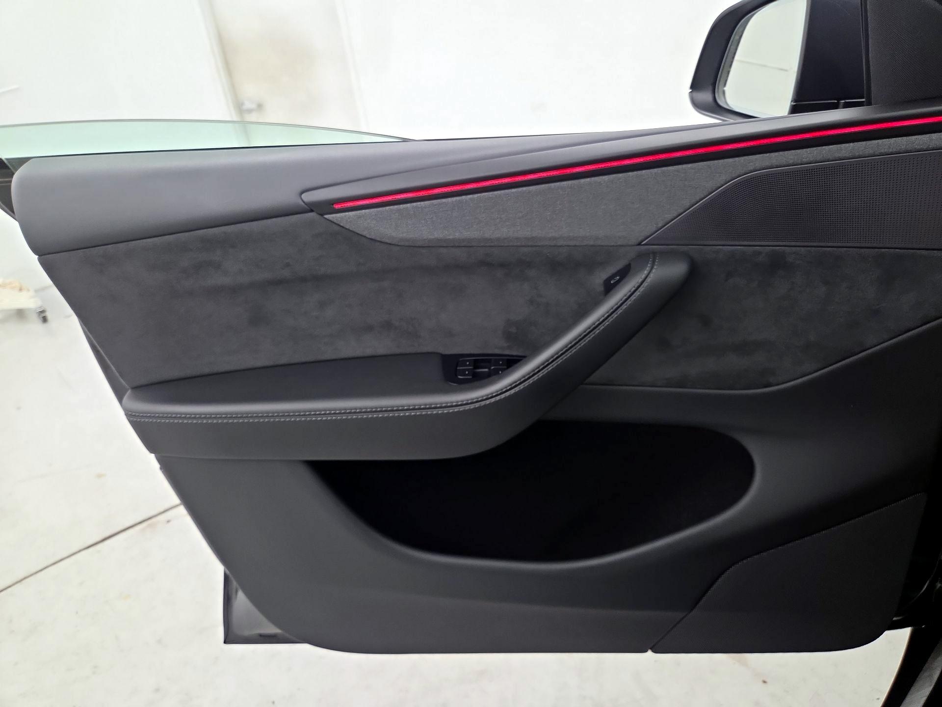 Thumbnail: 2026 Tesla Model Y - 12