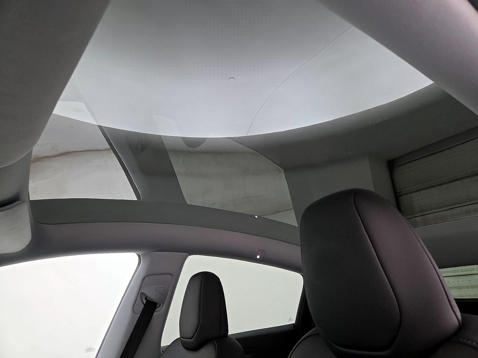 2026 Tesla Model Y Premium - Photo 19