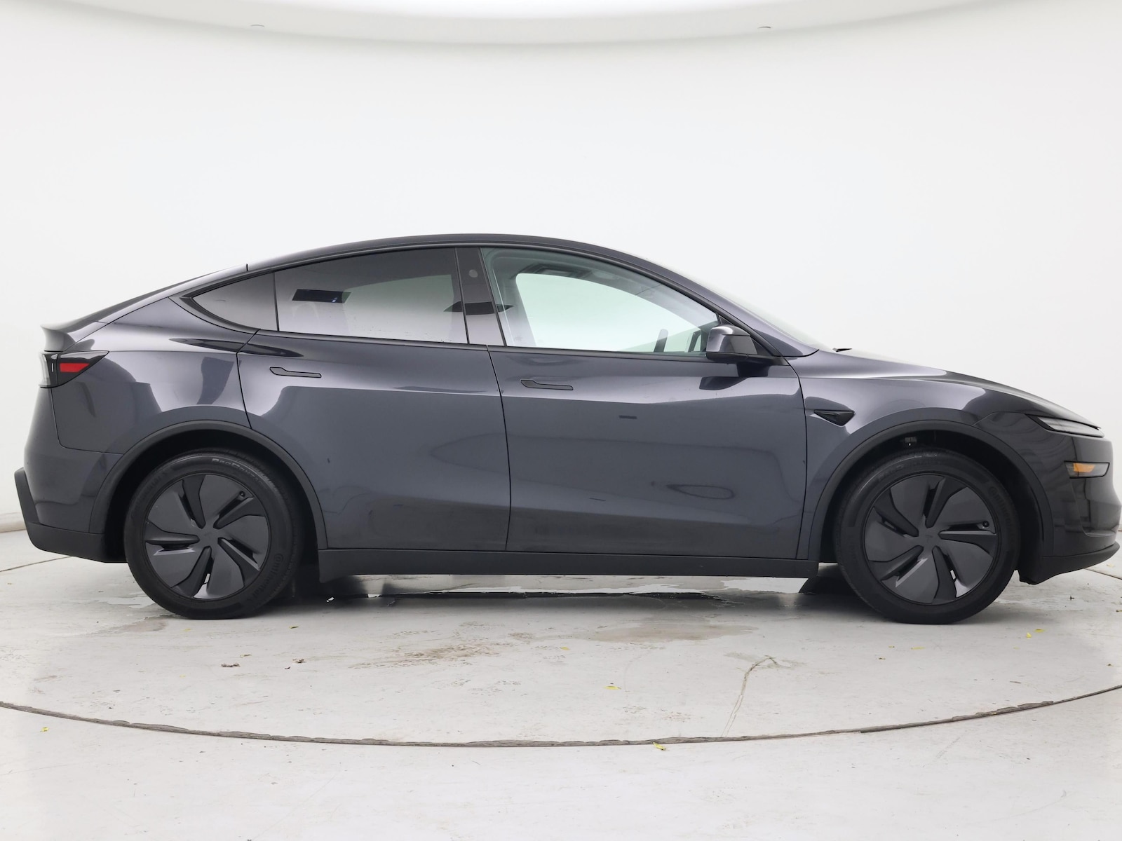 2026 Tesla Model Y Premium - Photo 8