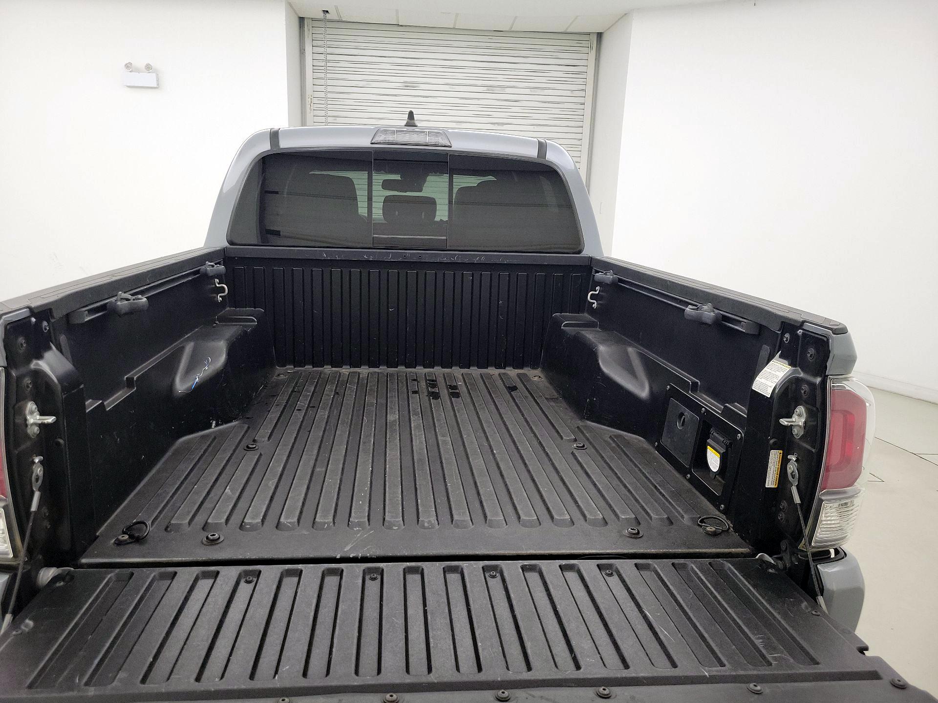 Thumbnail: 2021 Toyota Tacoma - 20