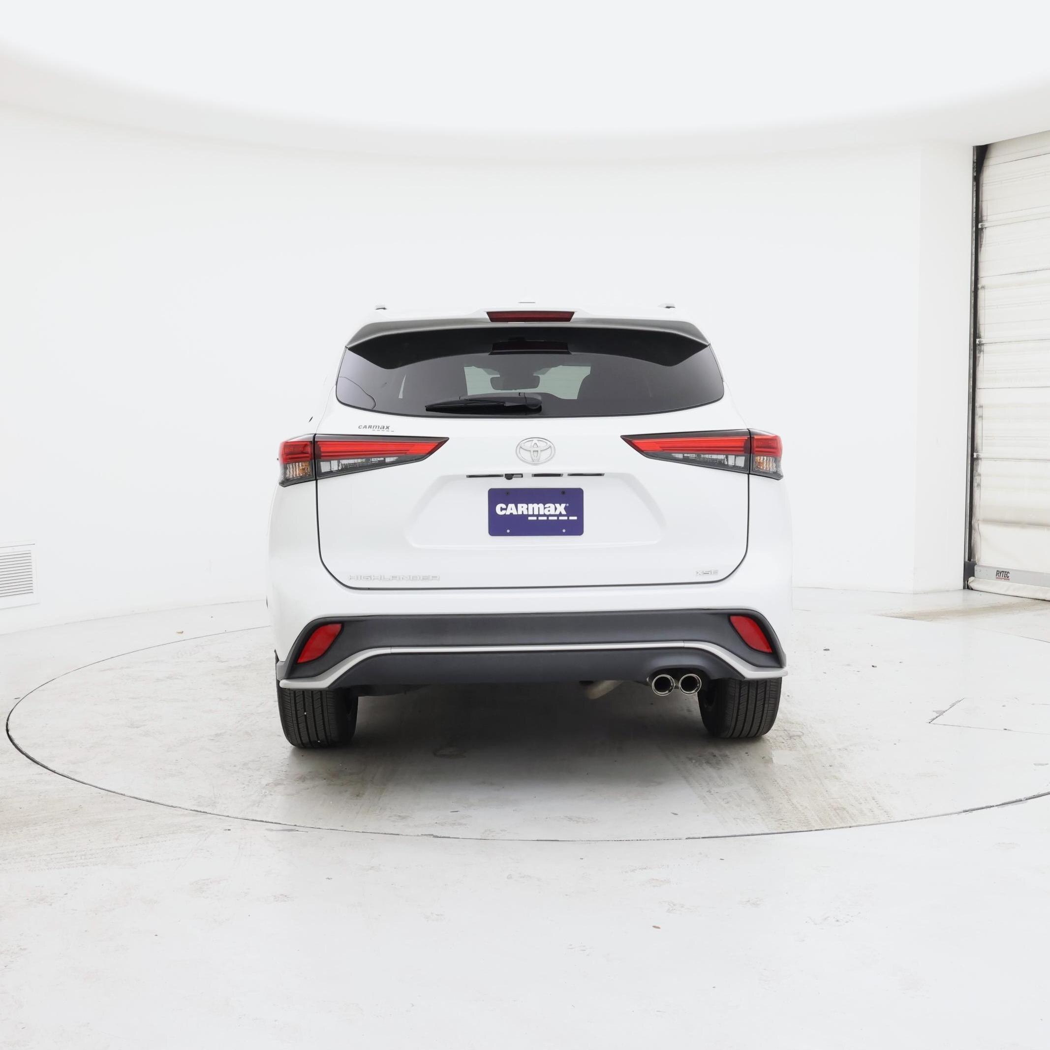Thumbnail: 2022 Toyota Highlander - 6