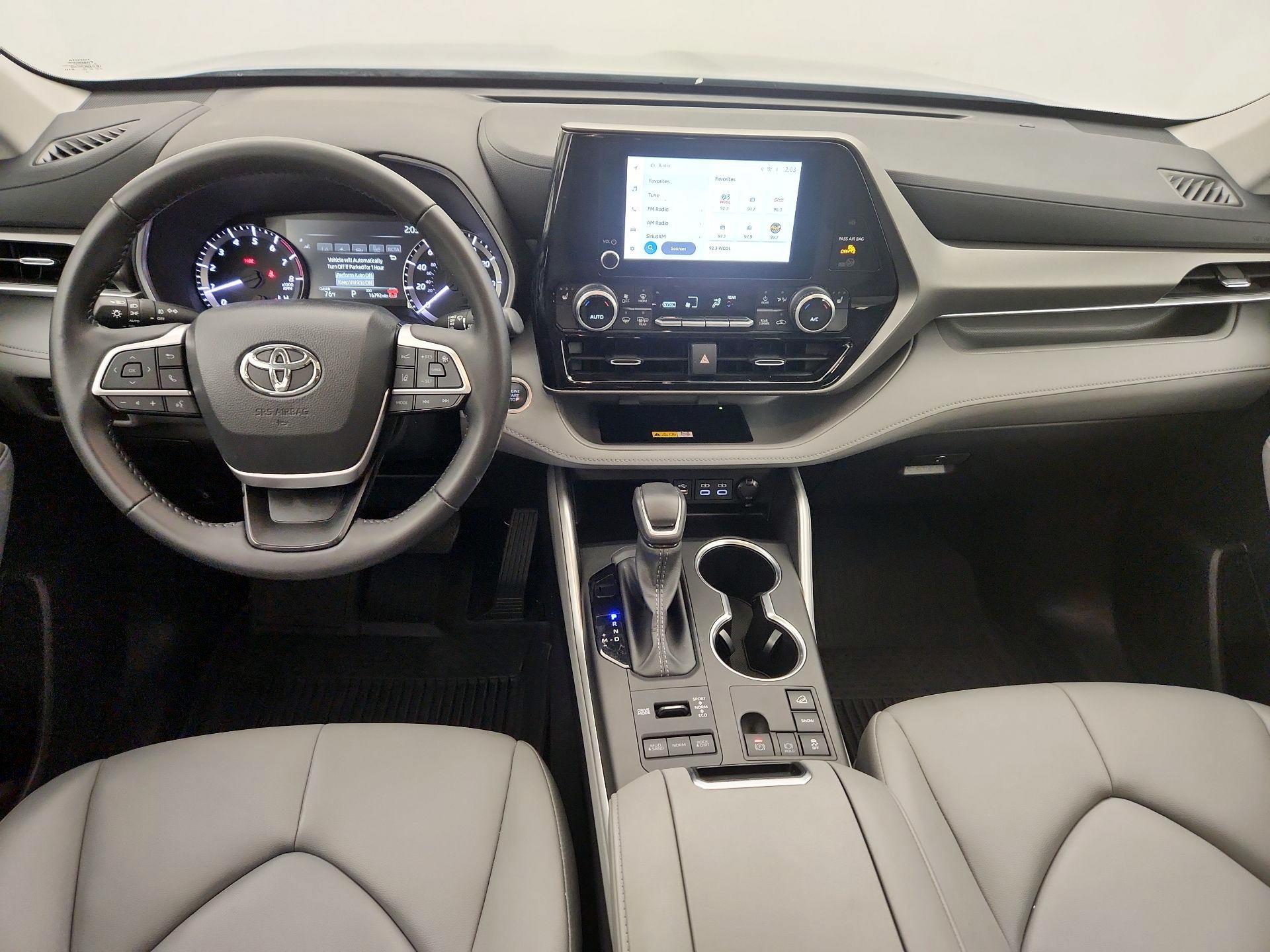 Thumbnail: 2024 Toyota Highlander - 9