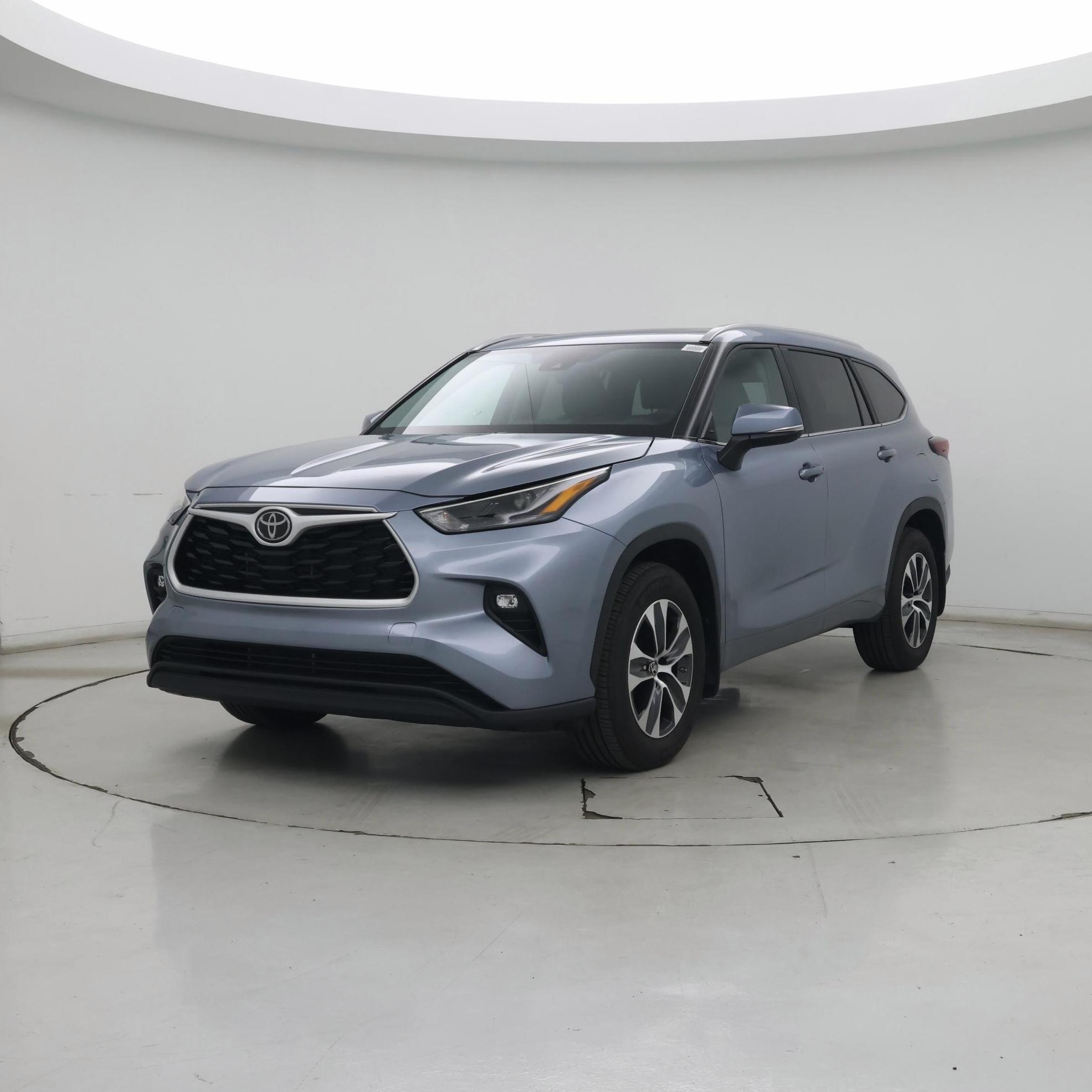 Thumbnail: 2024 Toyota Highlander - 4