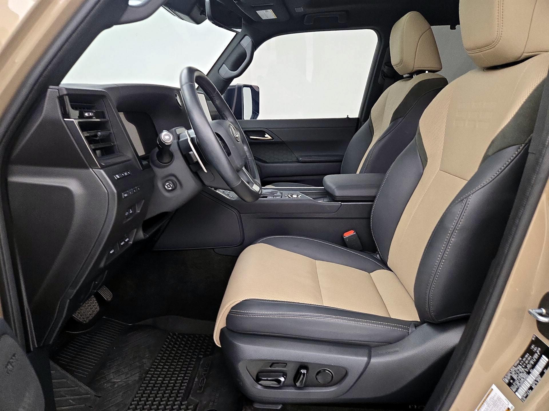 Thumbnail: 2025 Lexus GX - 9