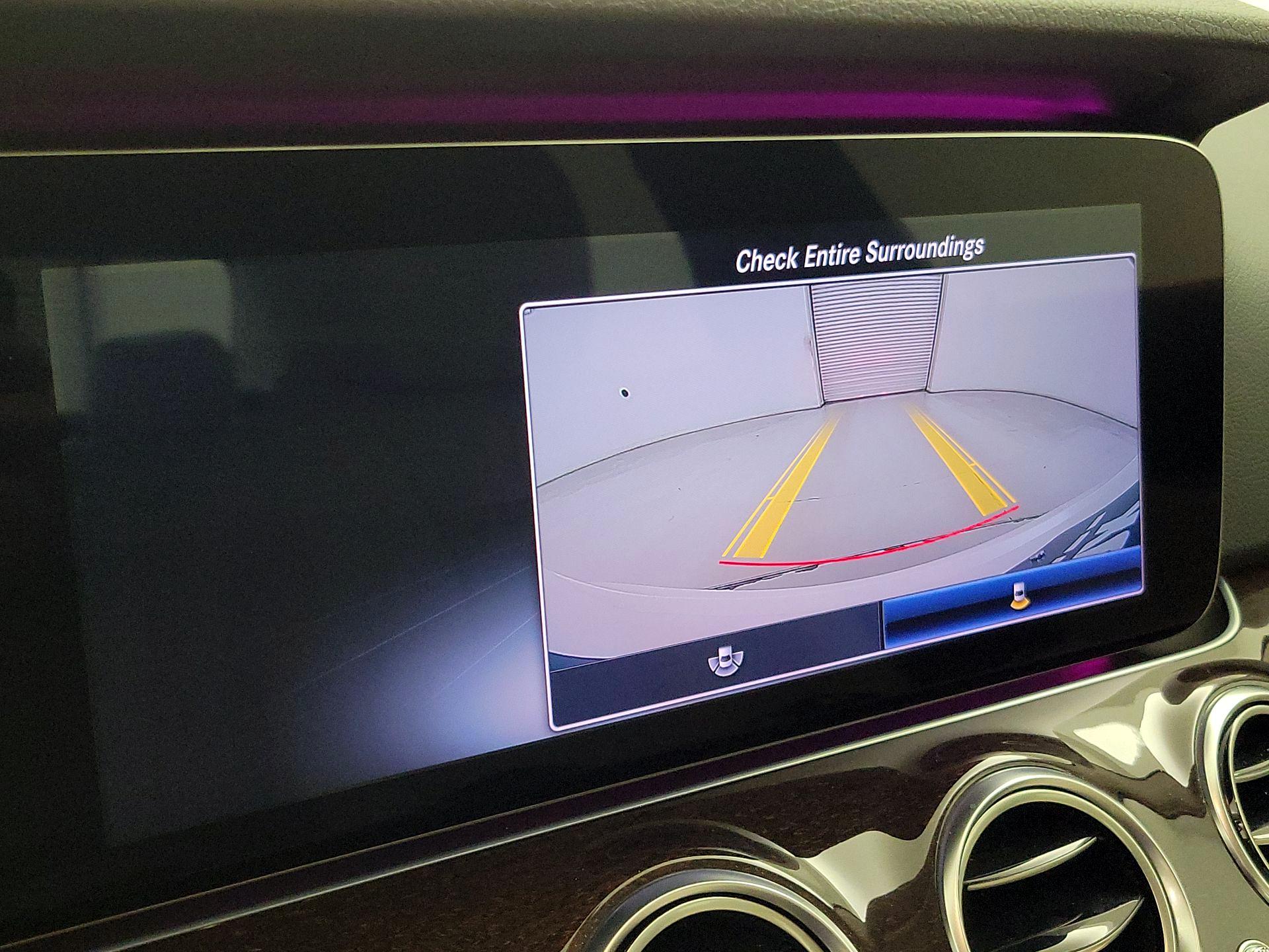 Thumbnail: 2020 Mercedes-Benz E-Class - 15