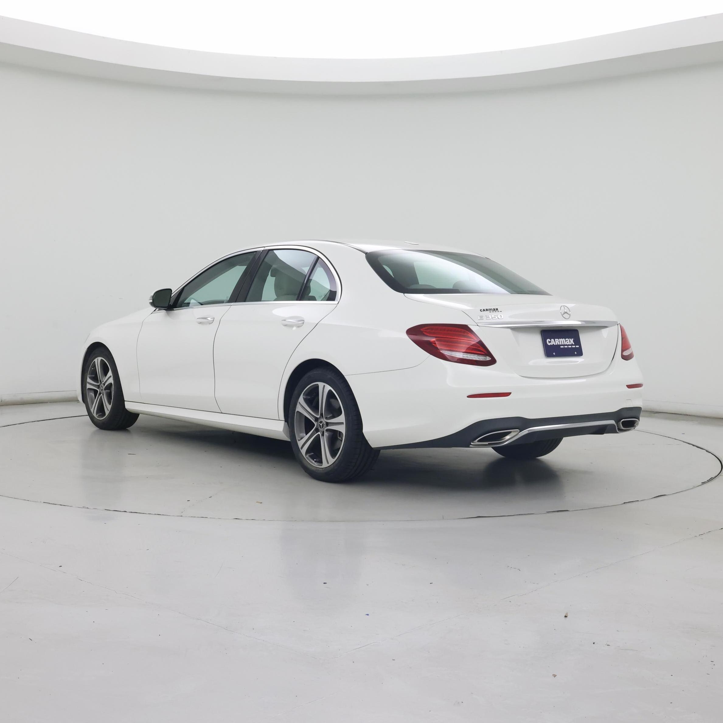 Thumbnail: 2020 Mercedes-Benz E-Class - 2