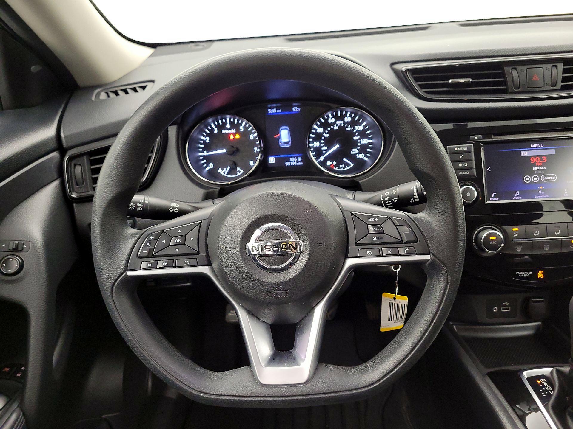 Thumbnail: 2018 Nissan Rogue - 10