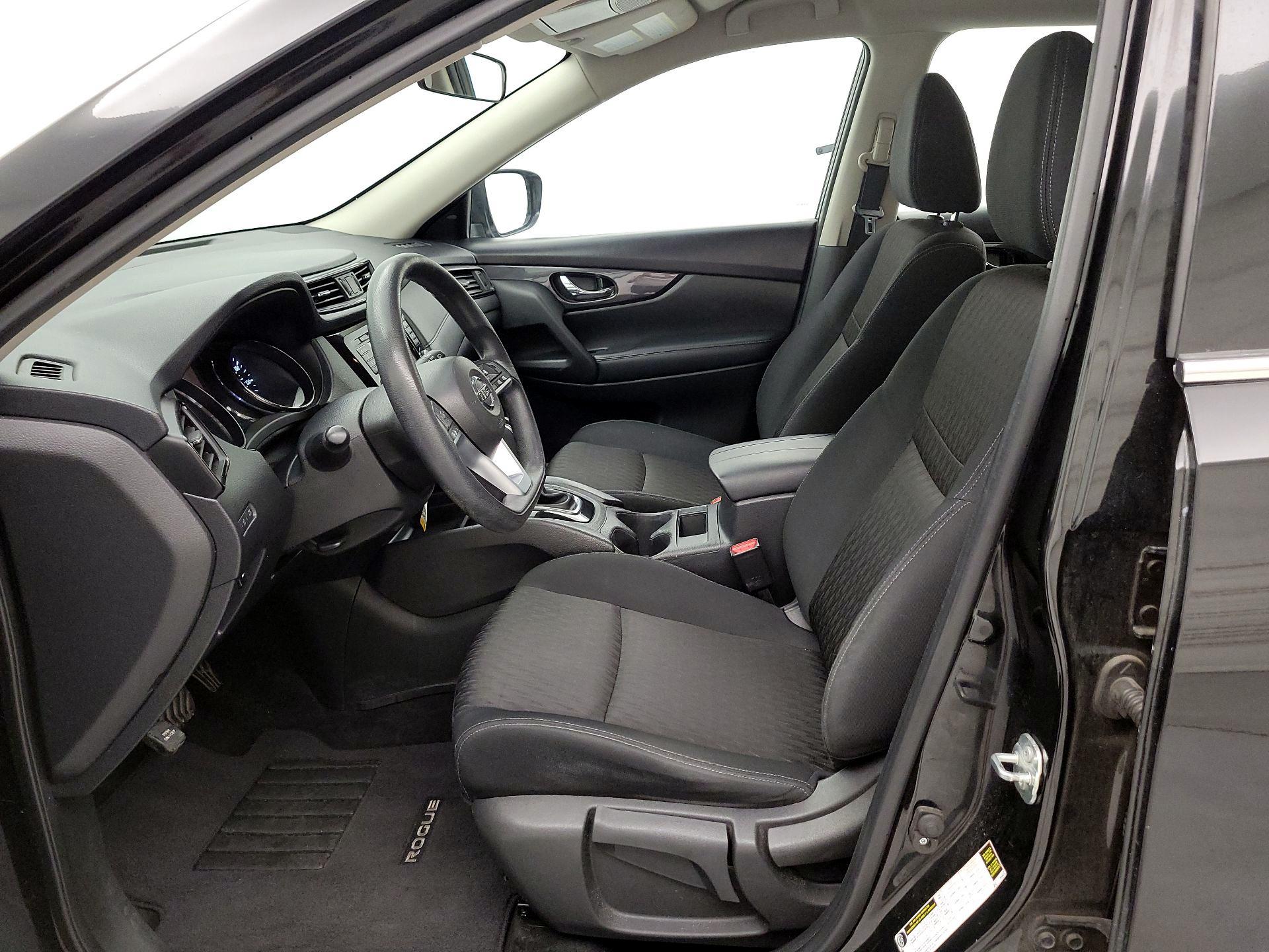 Thumbnail: 2018 Nissan Rogue - 11
