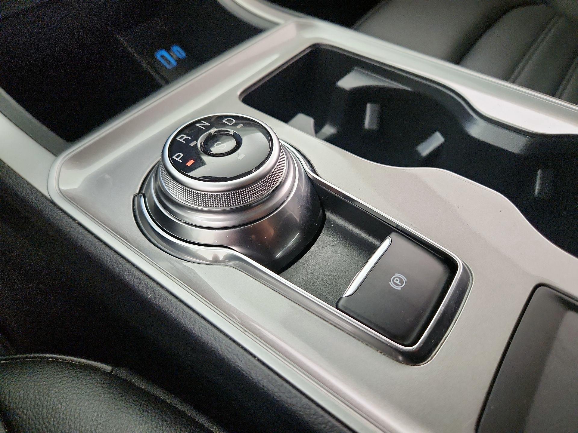 Thumbnail: 2024 Ford Edge - 17