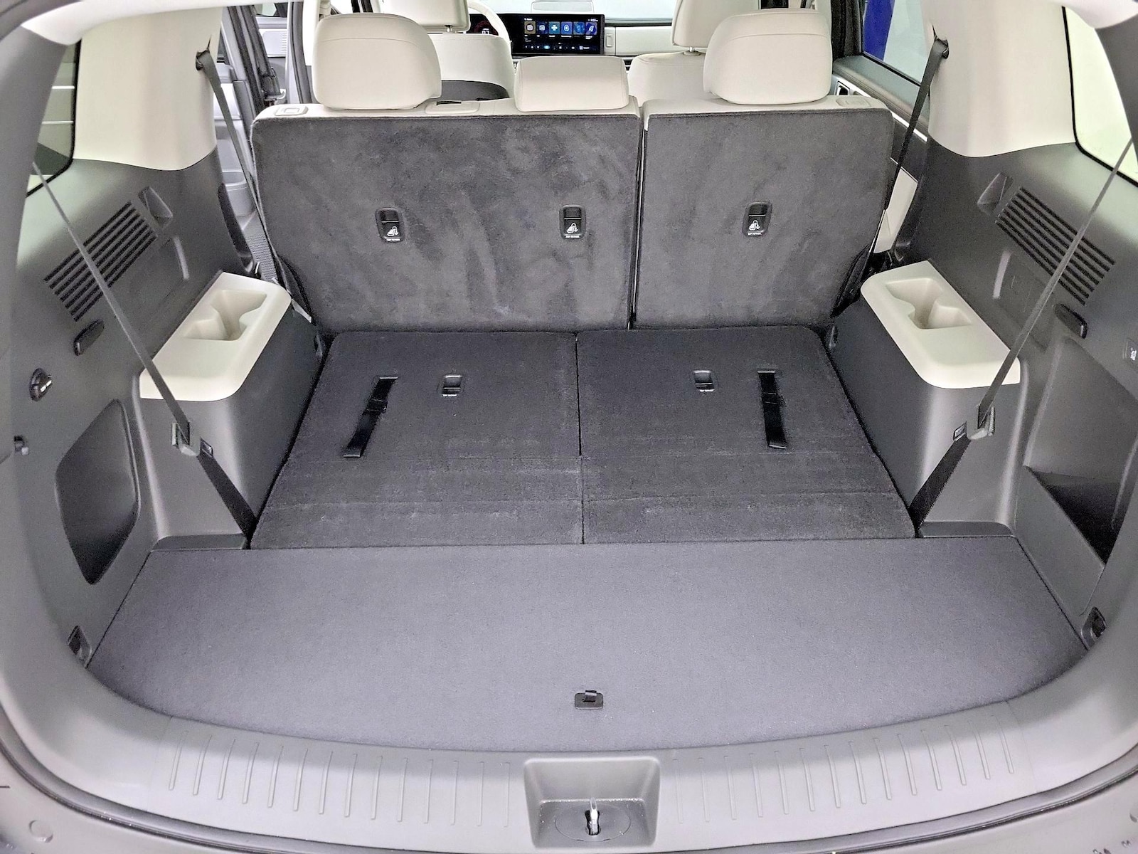 2026 Hyundai Santa Fe SE - Photo 23