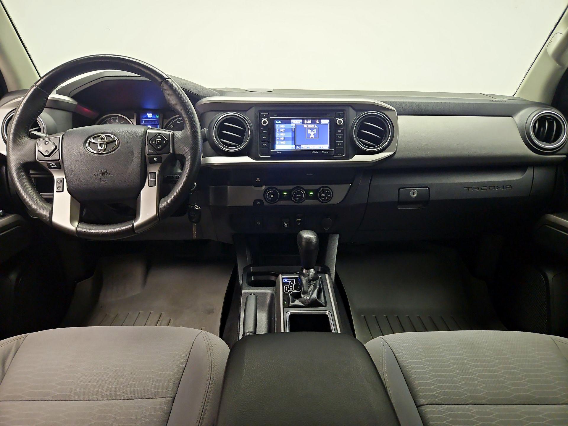 Thumbnail: 2019 Toyota Tacoma - 9