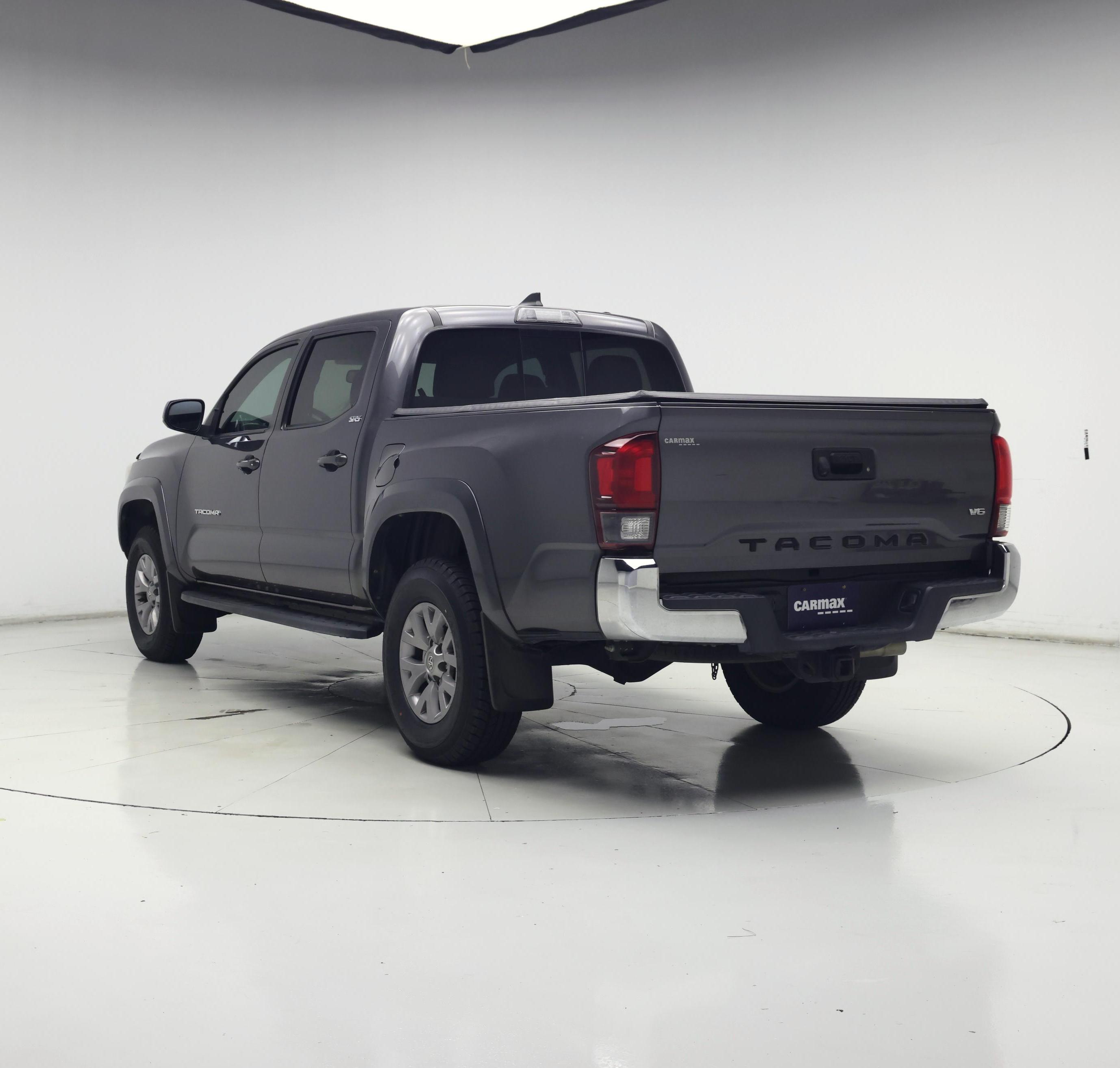 Thumbnail: 2019 Toyota Tacoma - 2