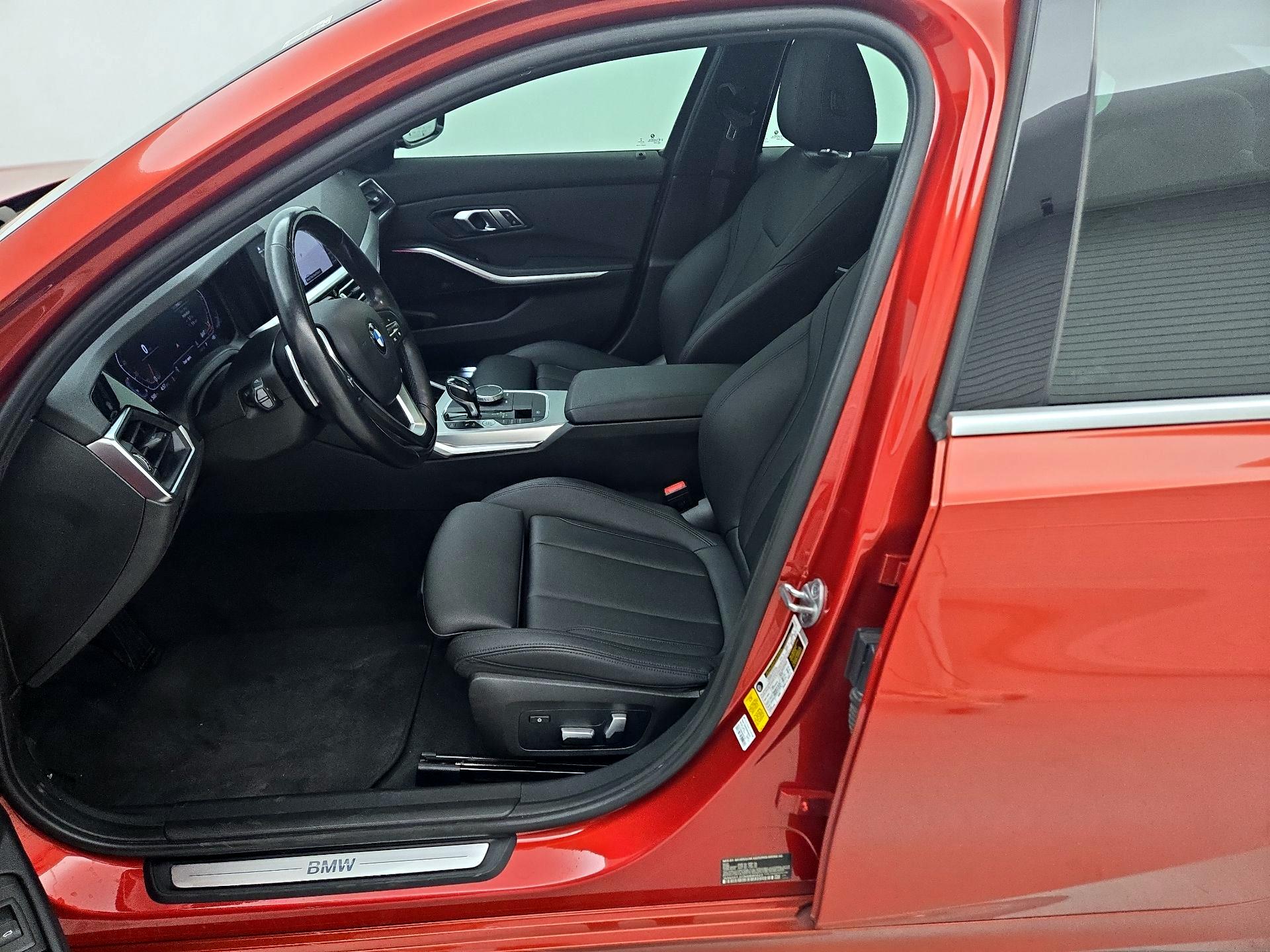 Thumbnail: 2021 BMW 3 Series - 11