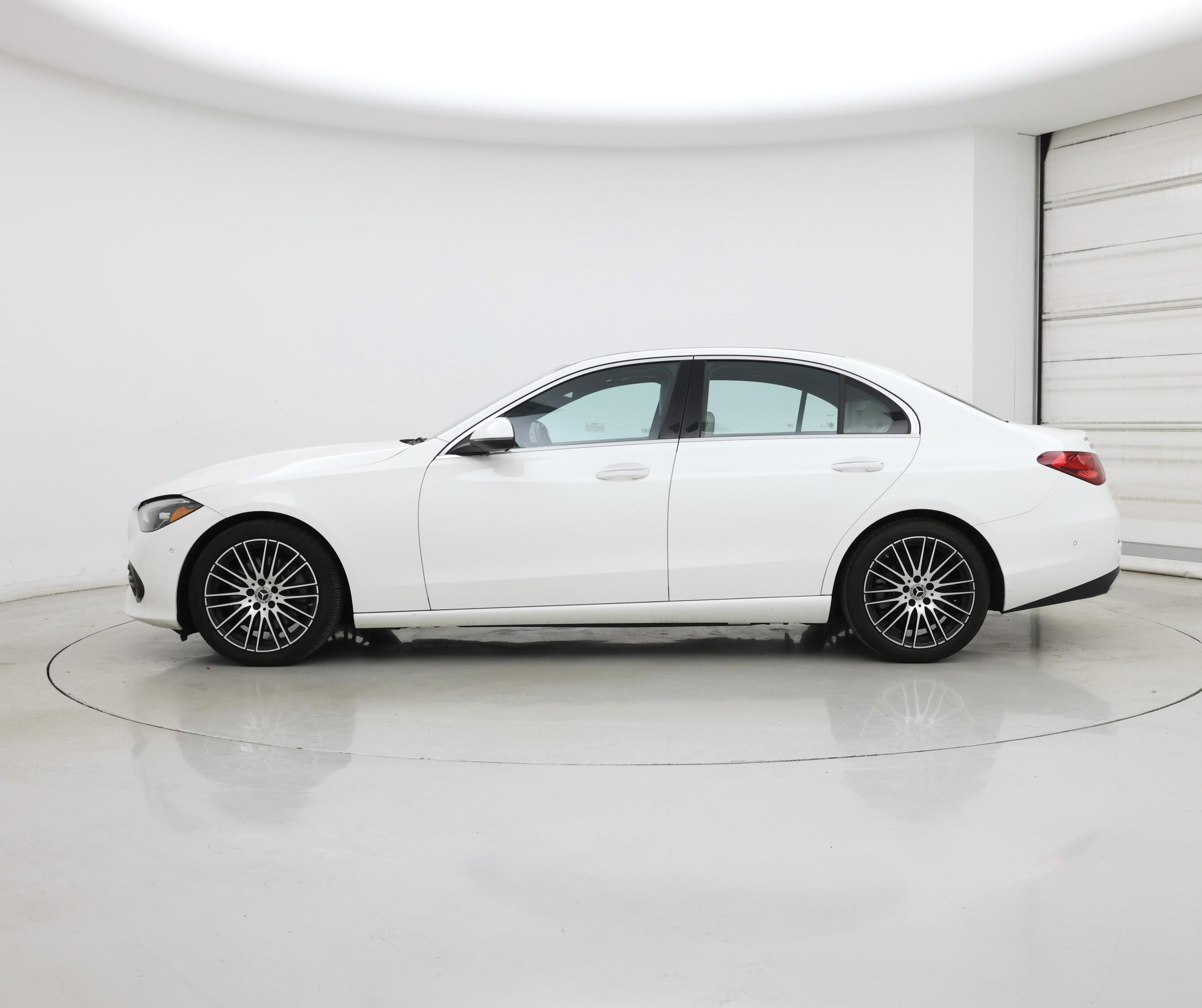 Thumbnail: 2024 Mercedes-Benz C-Class - 3