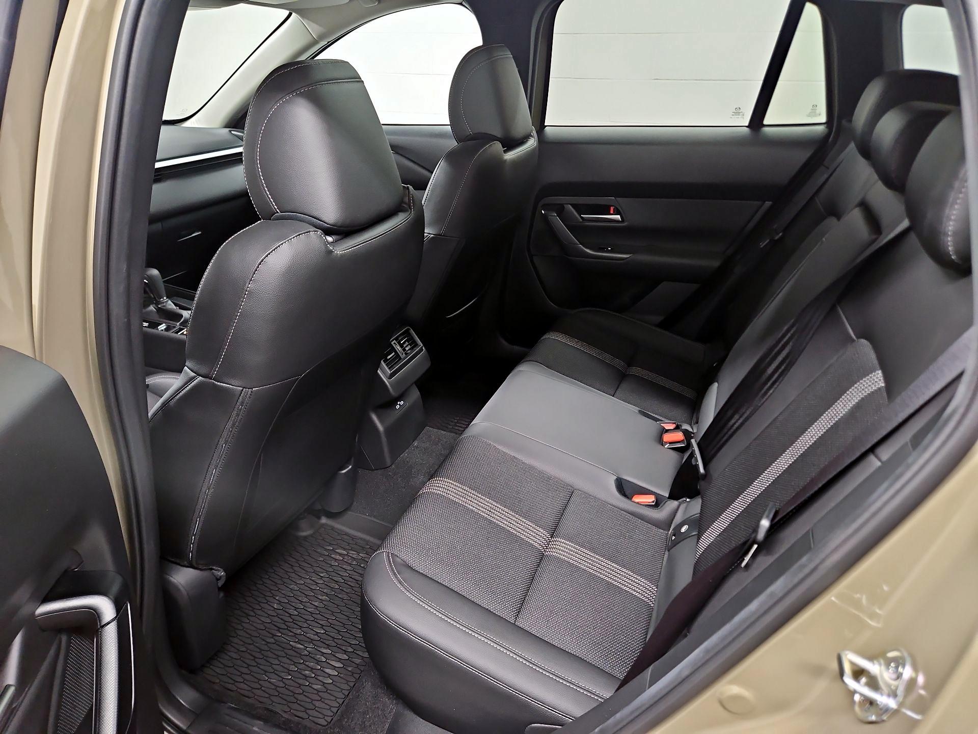 Thumbnail: 2026 Mazda CX-50 - 20