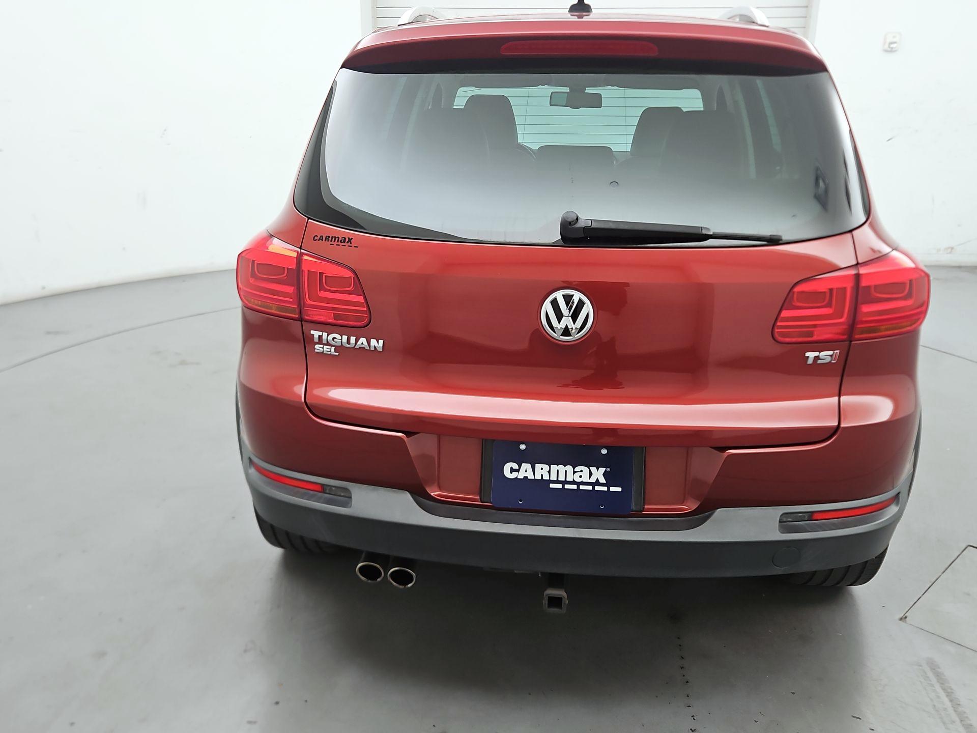 Thumbnail: 2016 Volkswagen Tiguan - 6