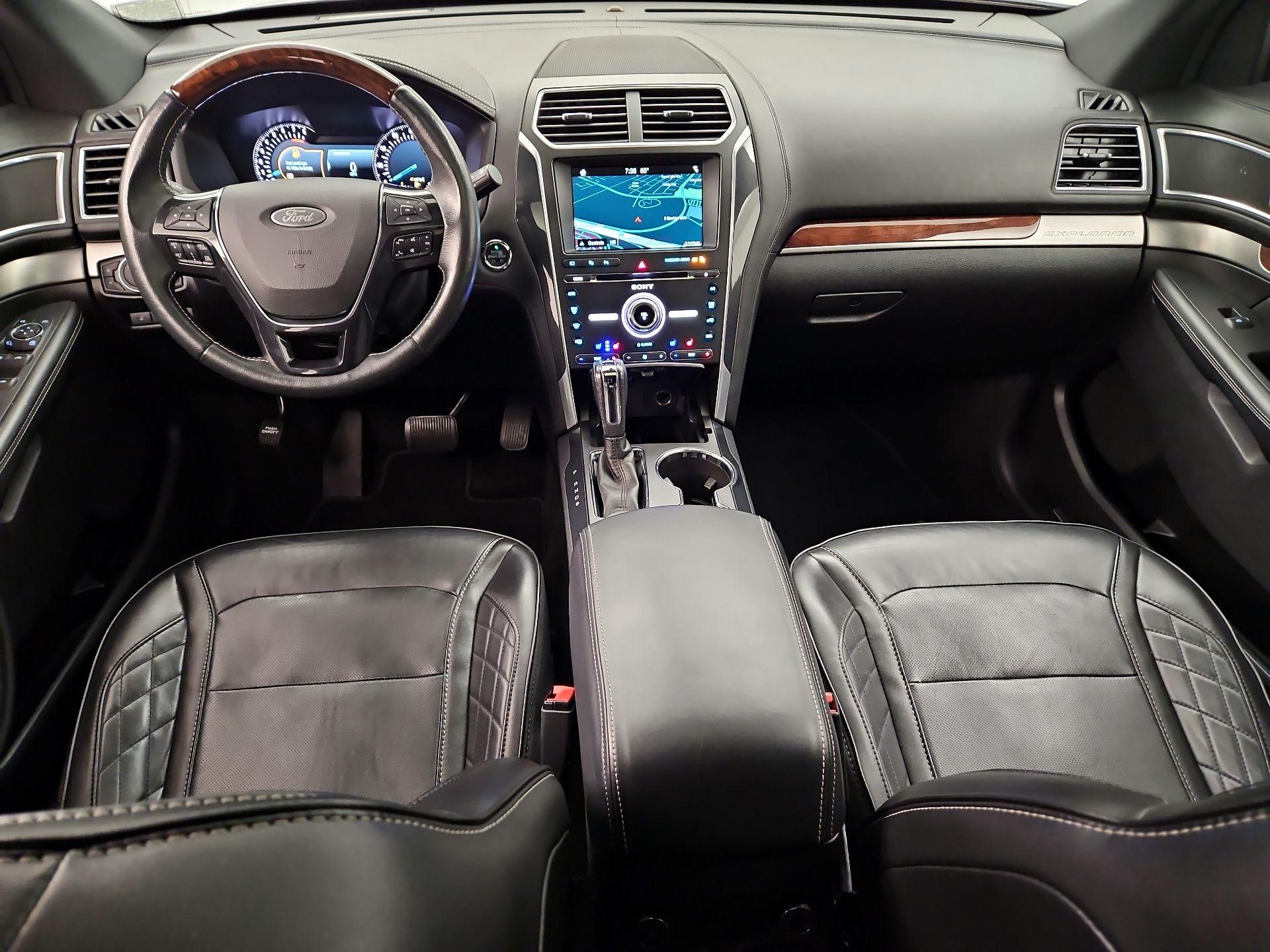 Thumbnail: 2017 Ford Explorer - 9