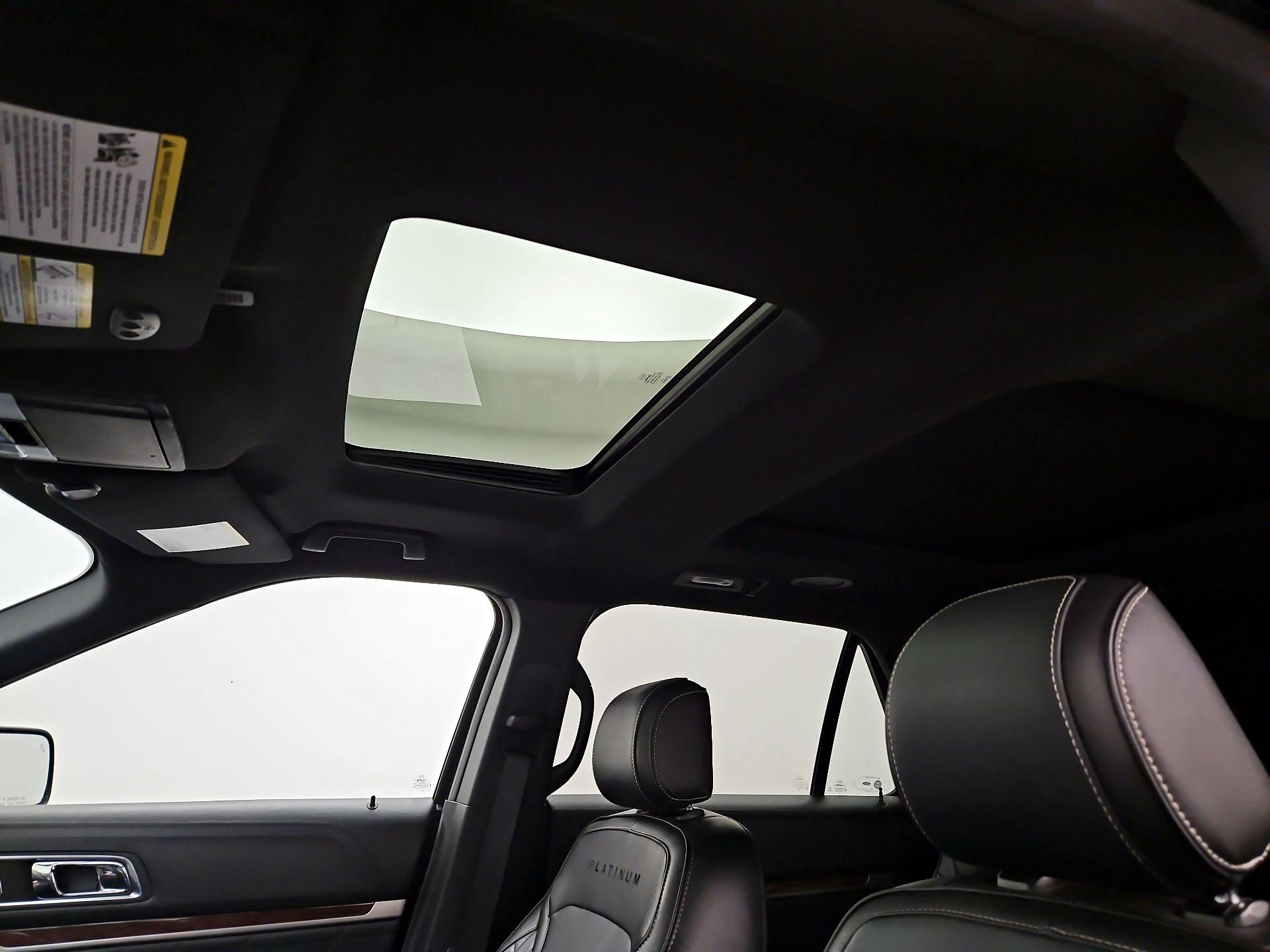 Thumbnail: 2017 Ford Explorer - 20