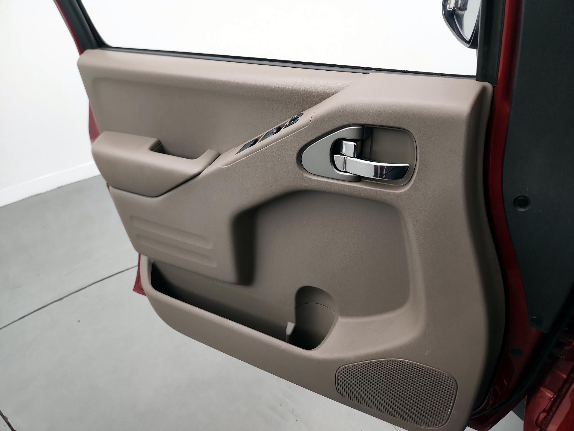 Thumbnail: 2019 Nissan Frontier - 12