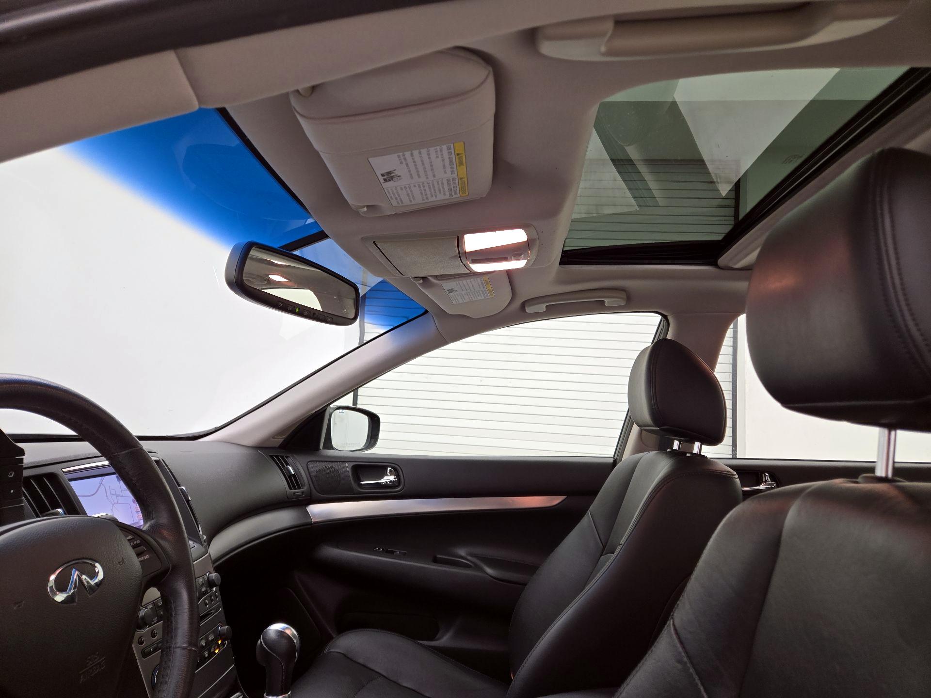 Thumbnail: 2015 INFINITI  - 18