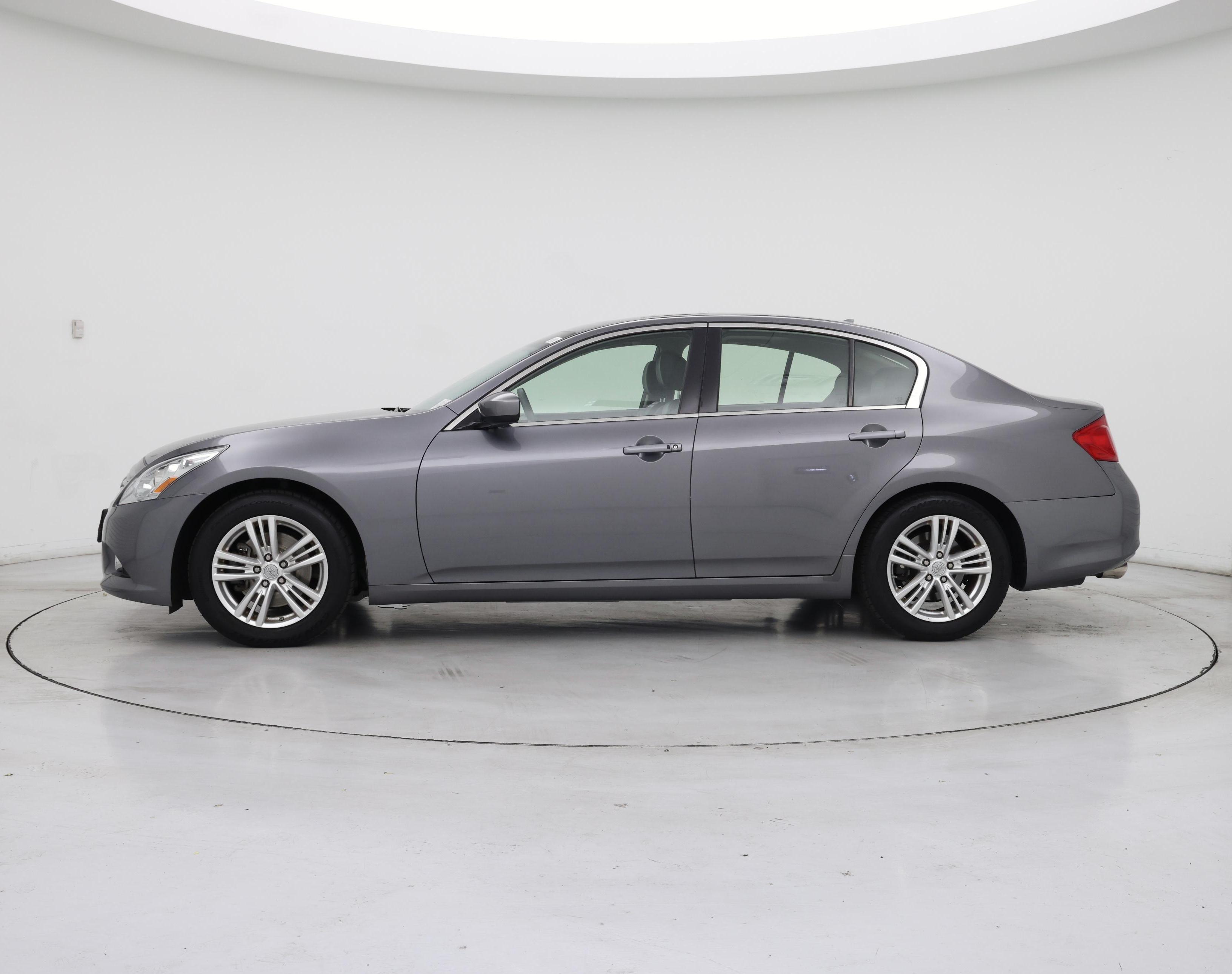 Thumbnail: 2015 INFINITI  - 3