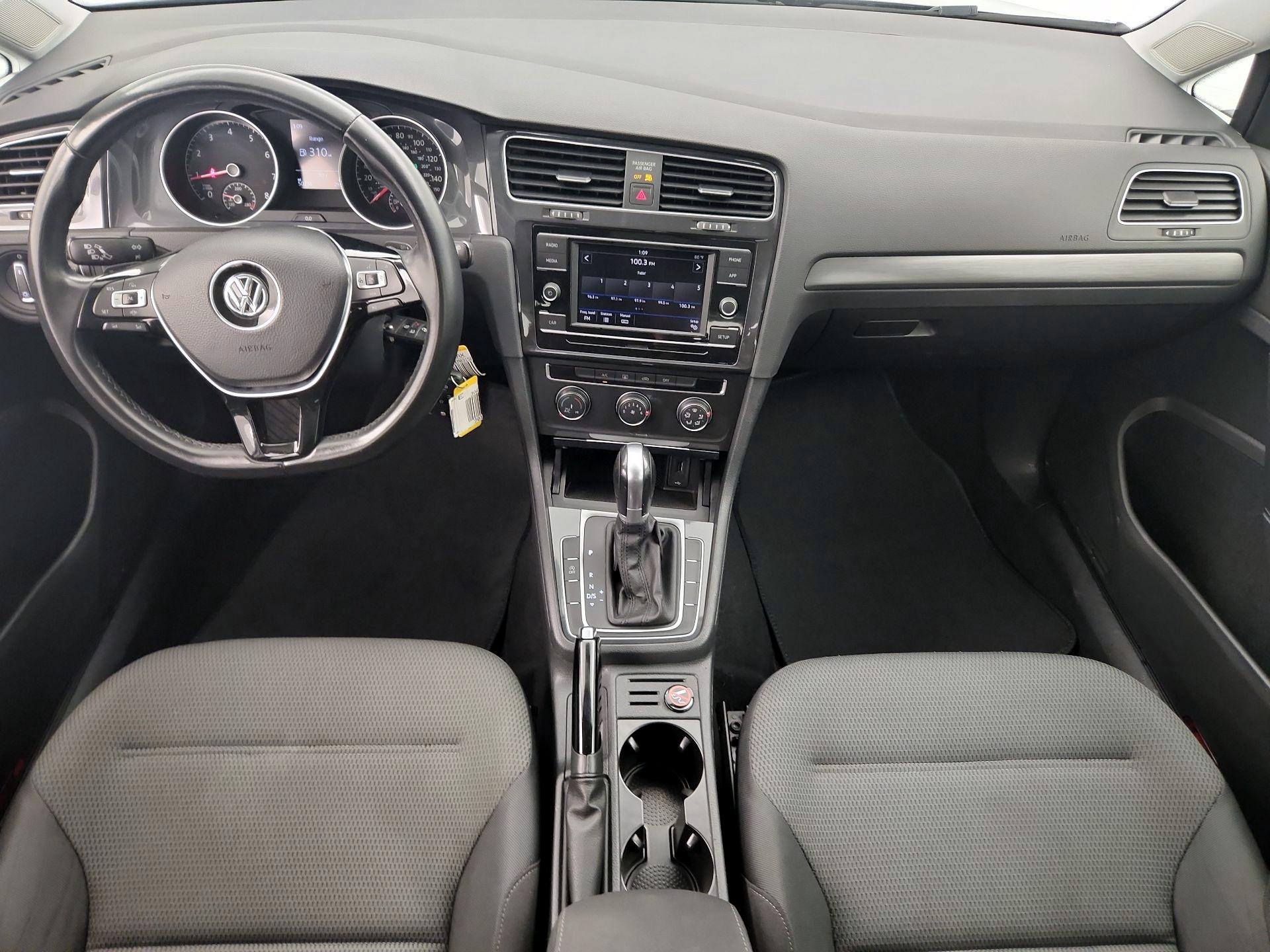 Thumbnail: 2019 Volkswagen Golf - 9