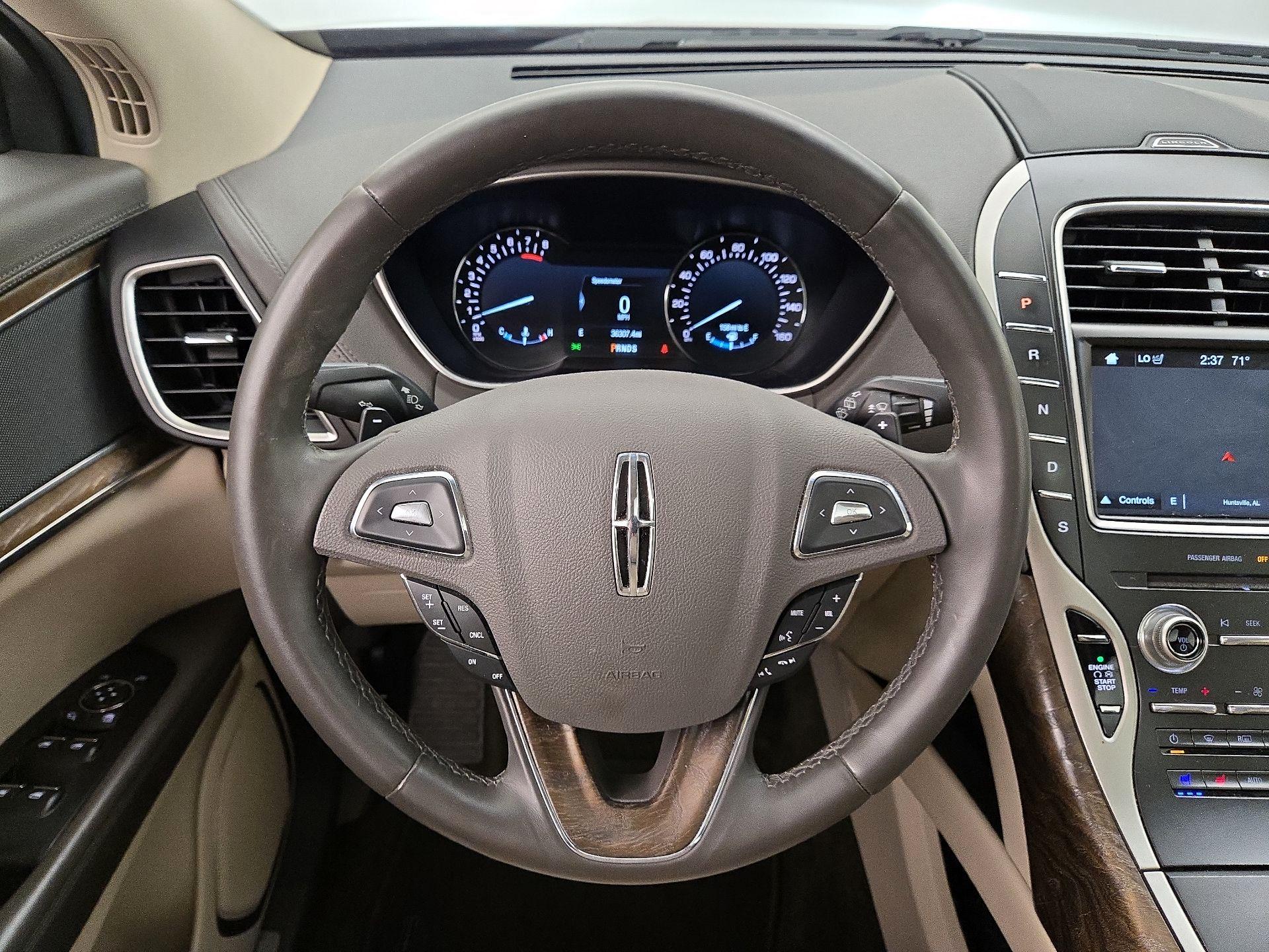 Thumbnail: 2017 Lincoln MKX - 10