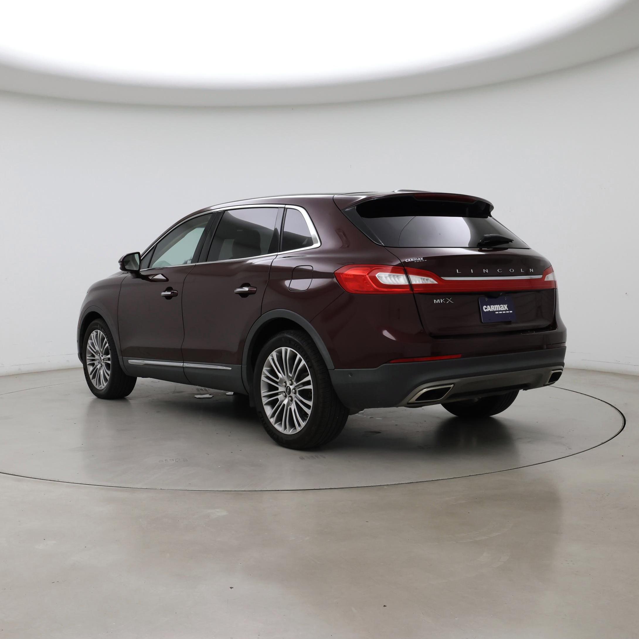 Thumbnail: 2017 Lincoln MKX - 2