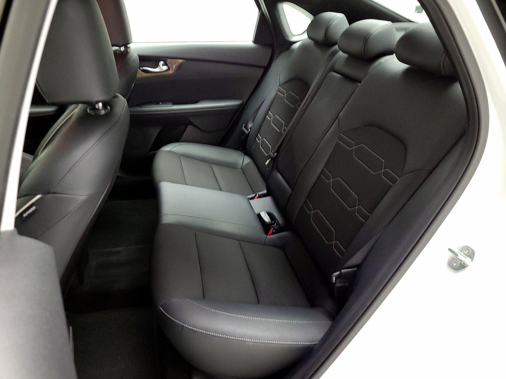 Thumbnail: 2021 Kia Forte - 20