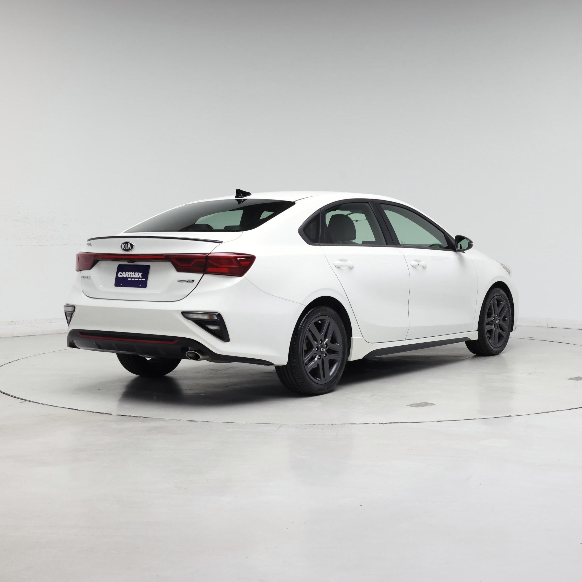 Thumbnail: 2021 Kia Forte - 8