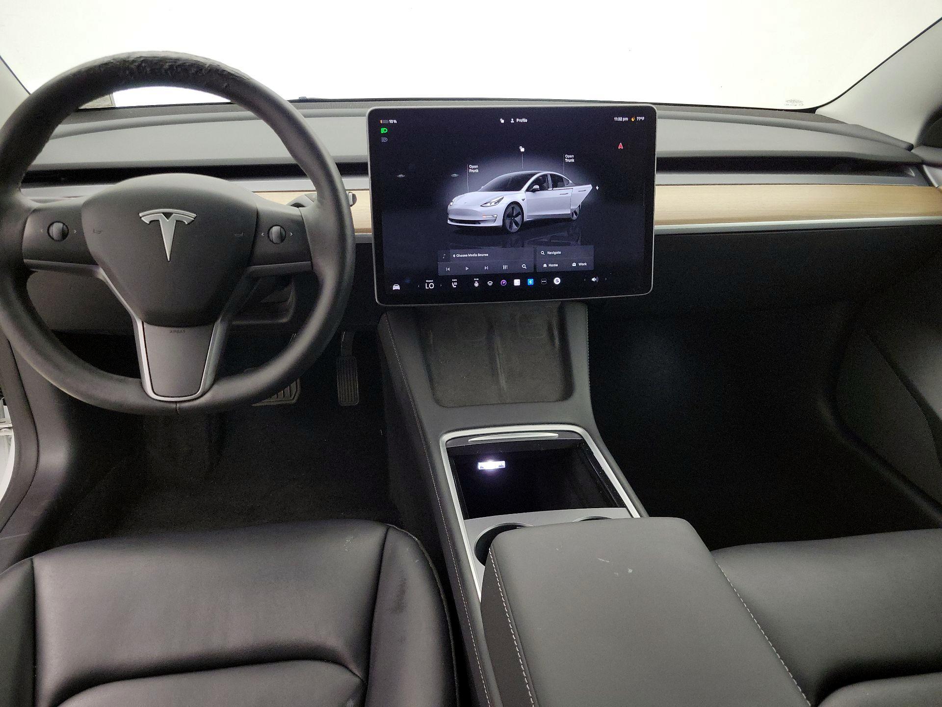 Thumbnail: 2023 Tesla Model 3 - 9
