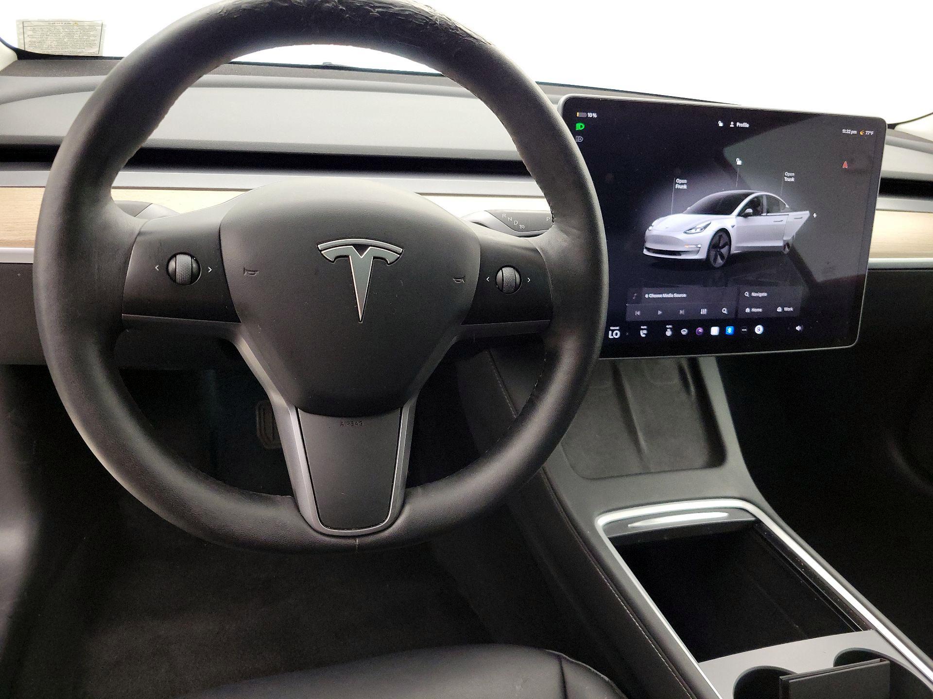 Thumbnail: 2023 Tesla Model 3 - 10