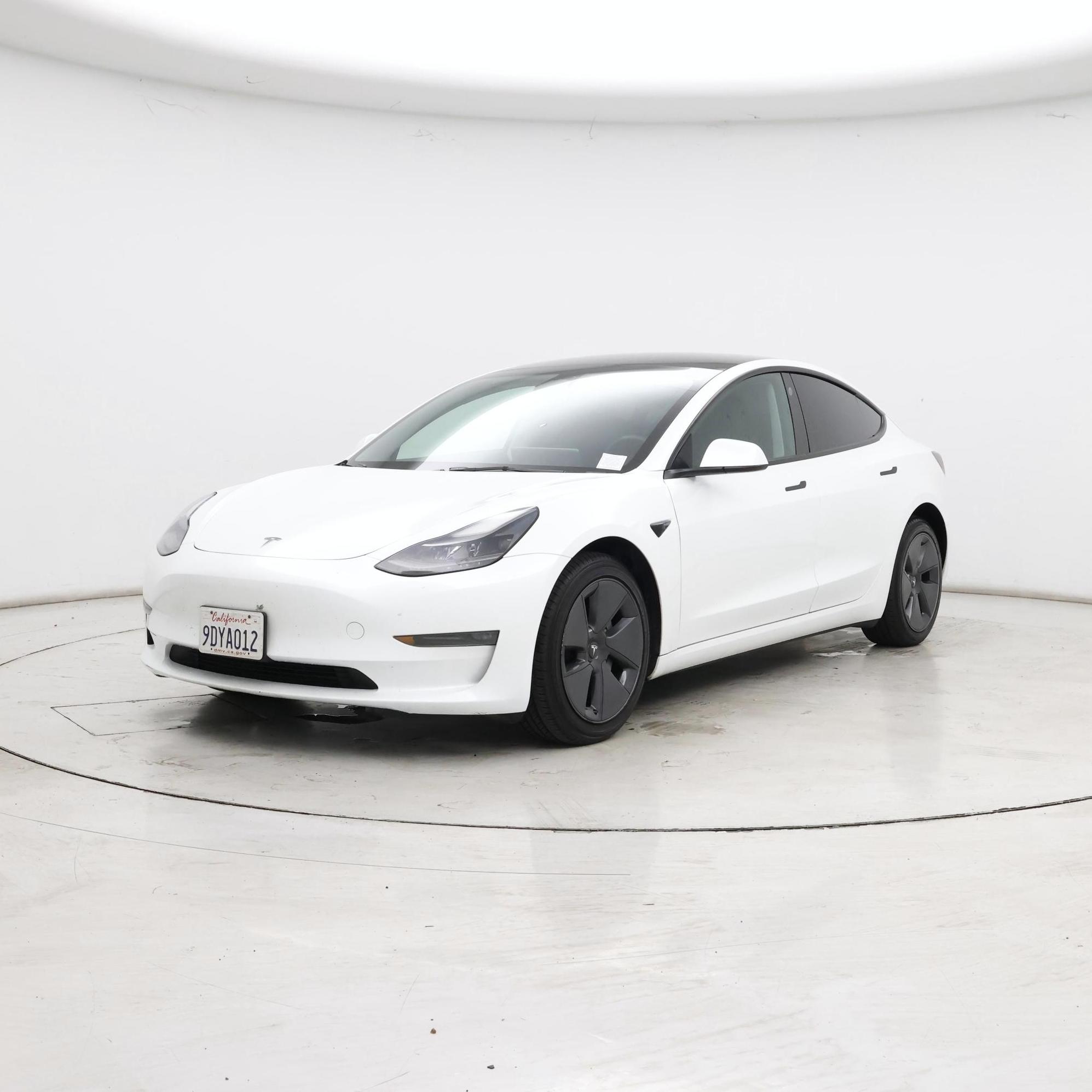 Thumbnail: 2023 Tesla Model 3 - 4