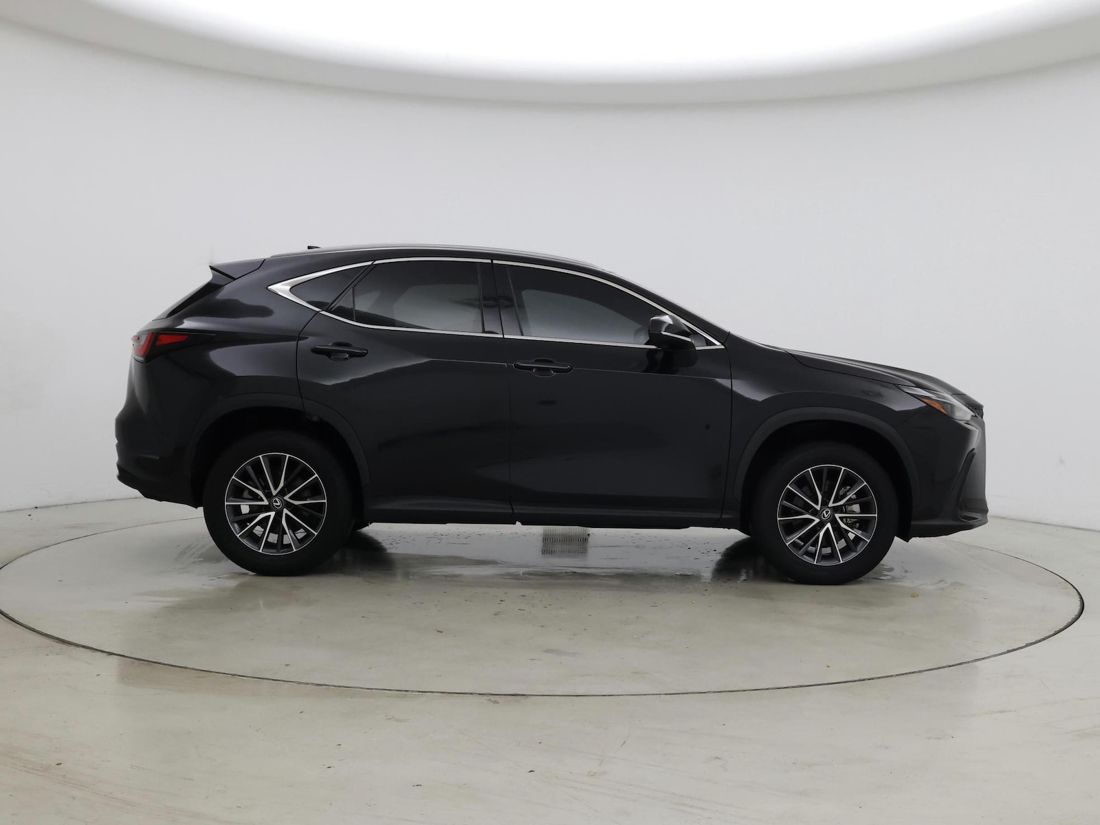 2024 Lexus NX 250 - Photo 8