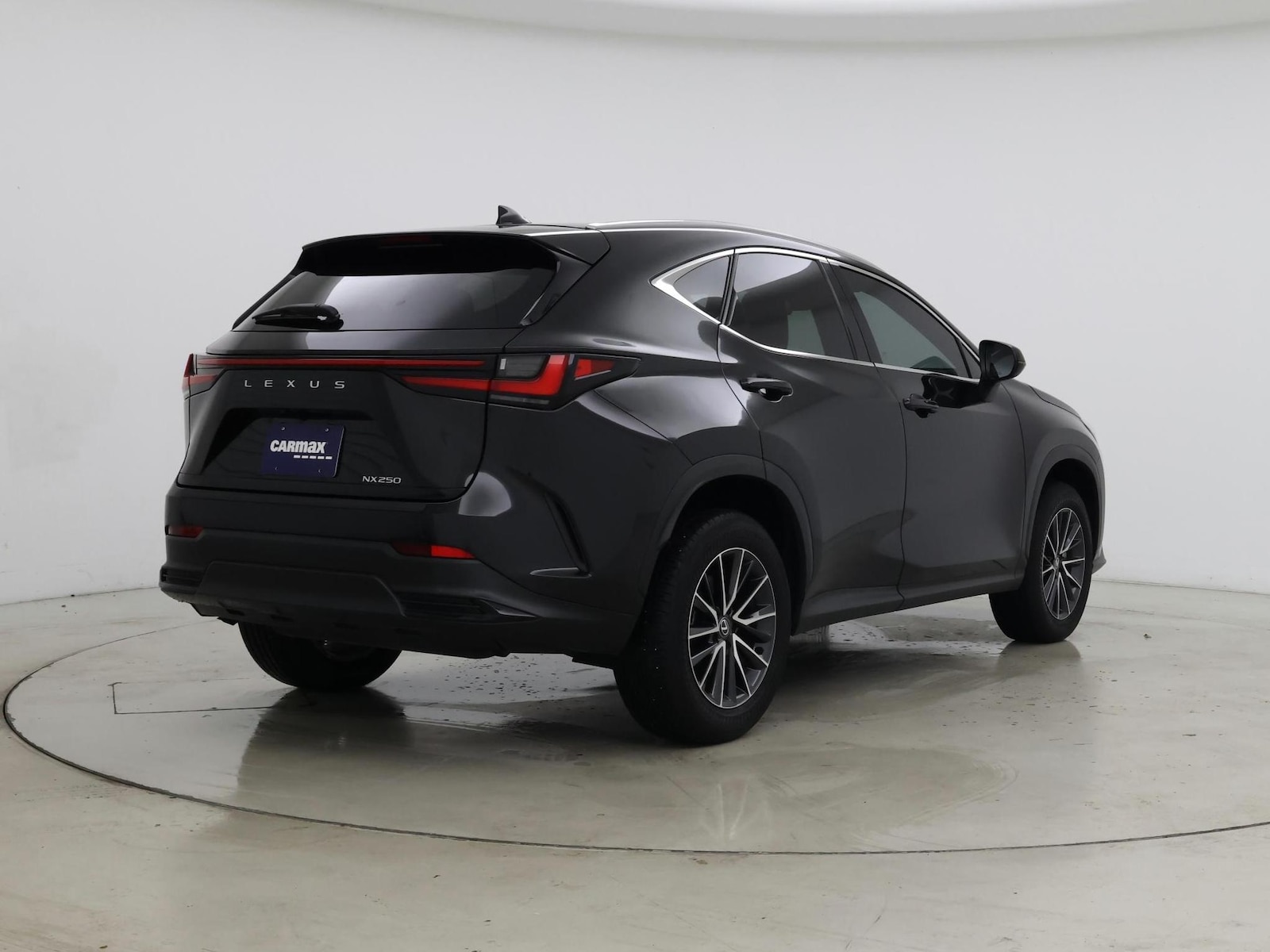 2024 Lexus NX 250 - Photo 9