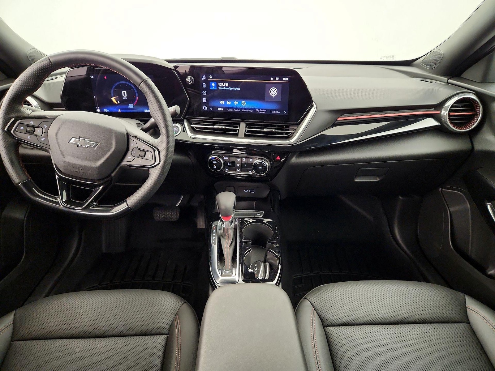 2025 Chevrolet Trax RS - Photo 10