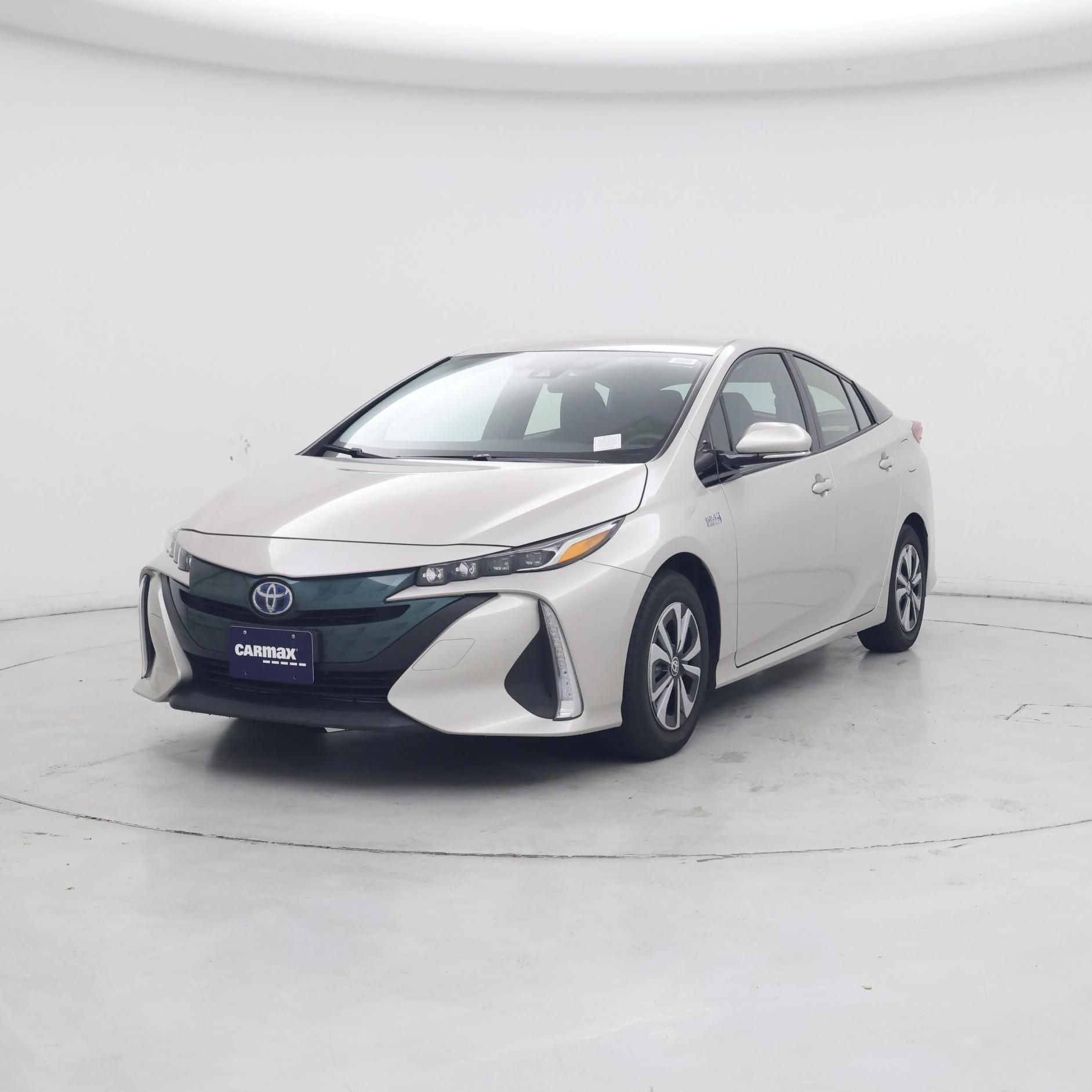 Thumbnail: 2018 Toyota Prius Prime - 4