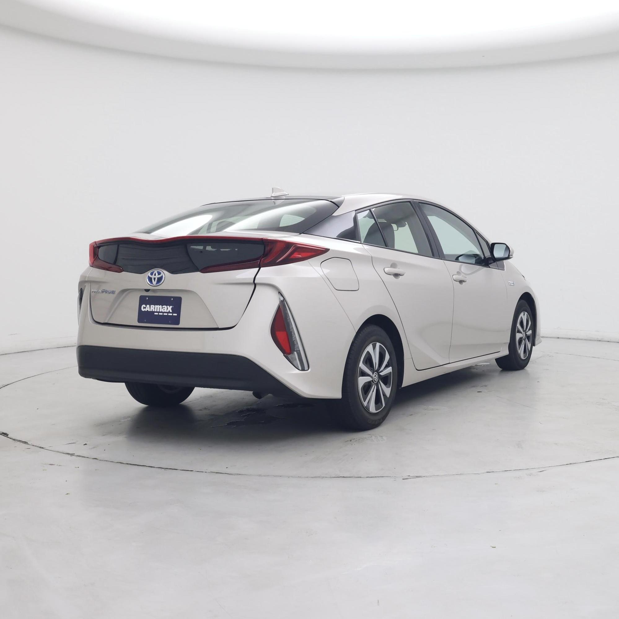 Thumbnail: 2018 Toyota Prius Prime - 8