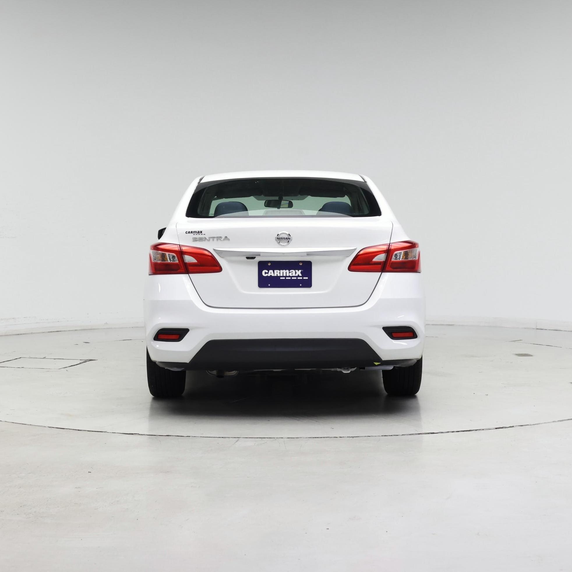 Thumbnail: 2019 Nissan Sentra - 6
