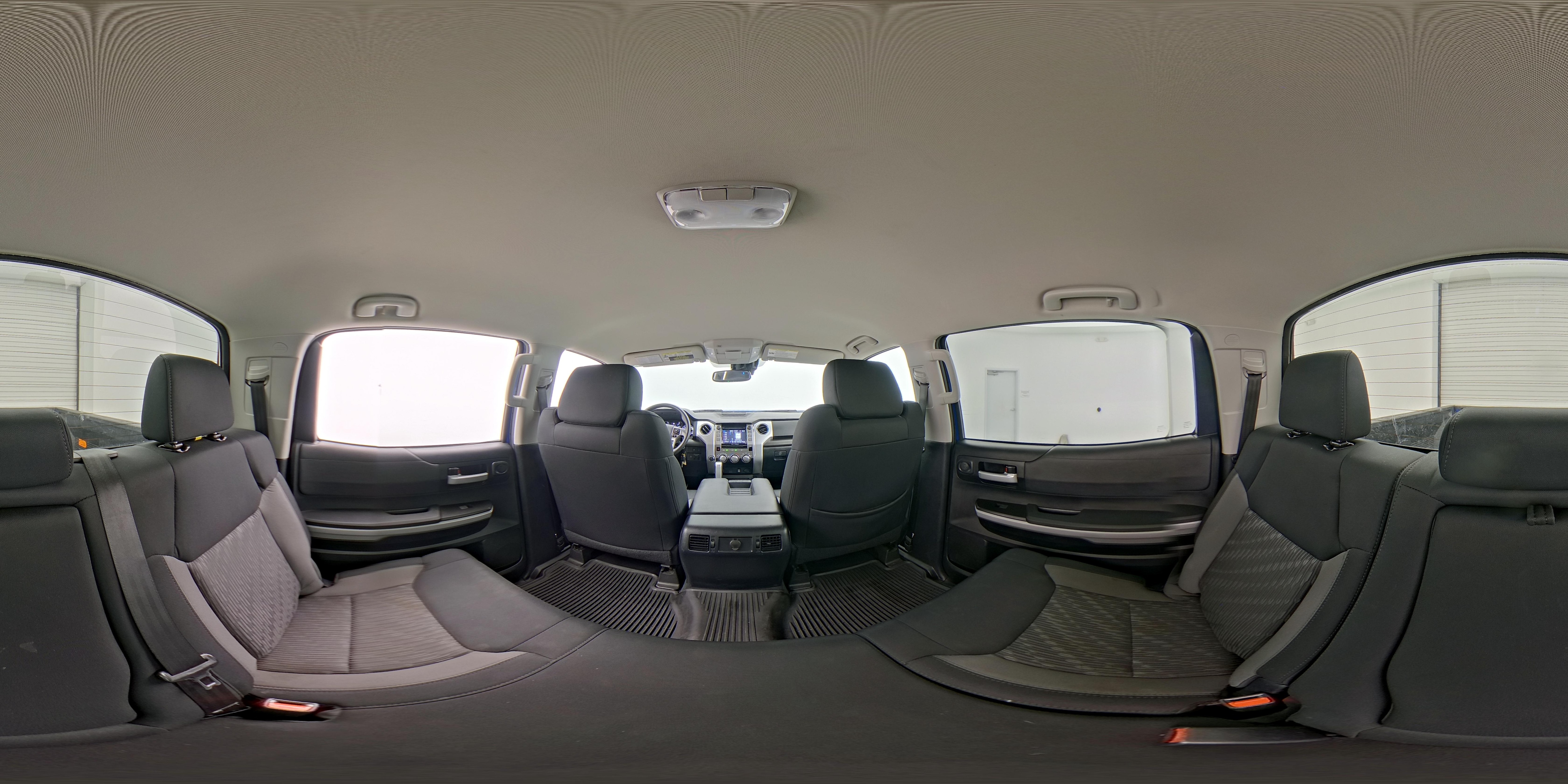 2018 Toyota Tundra SR5 - Photo 25