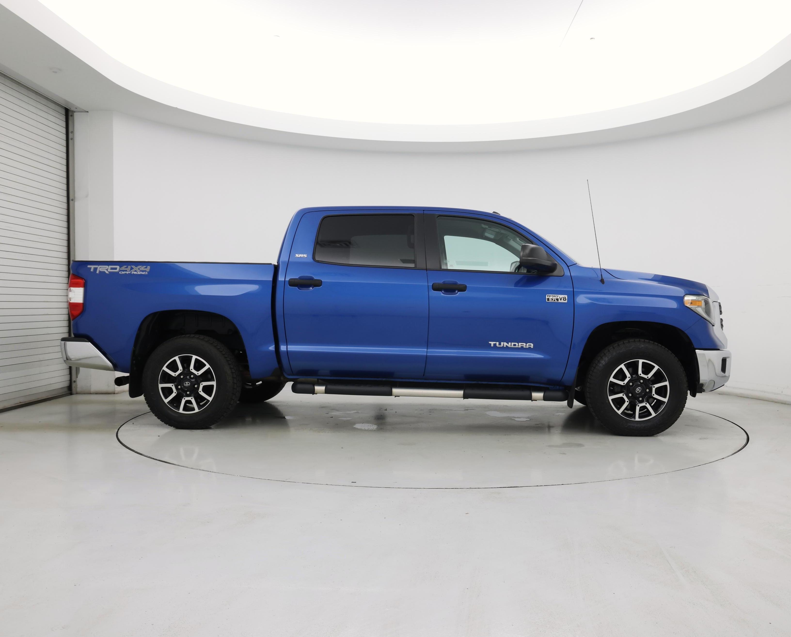 Thumbnail: 2018 Toyota Tundra - 7