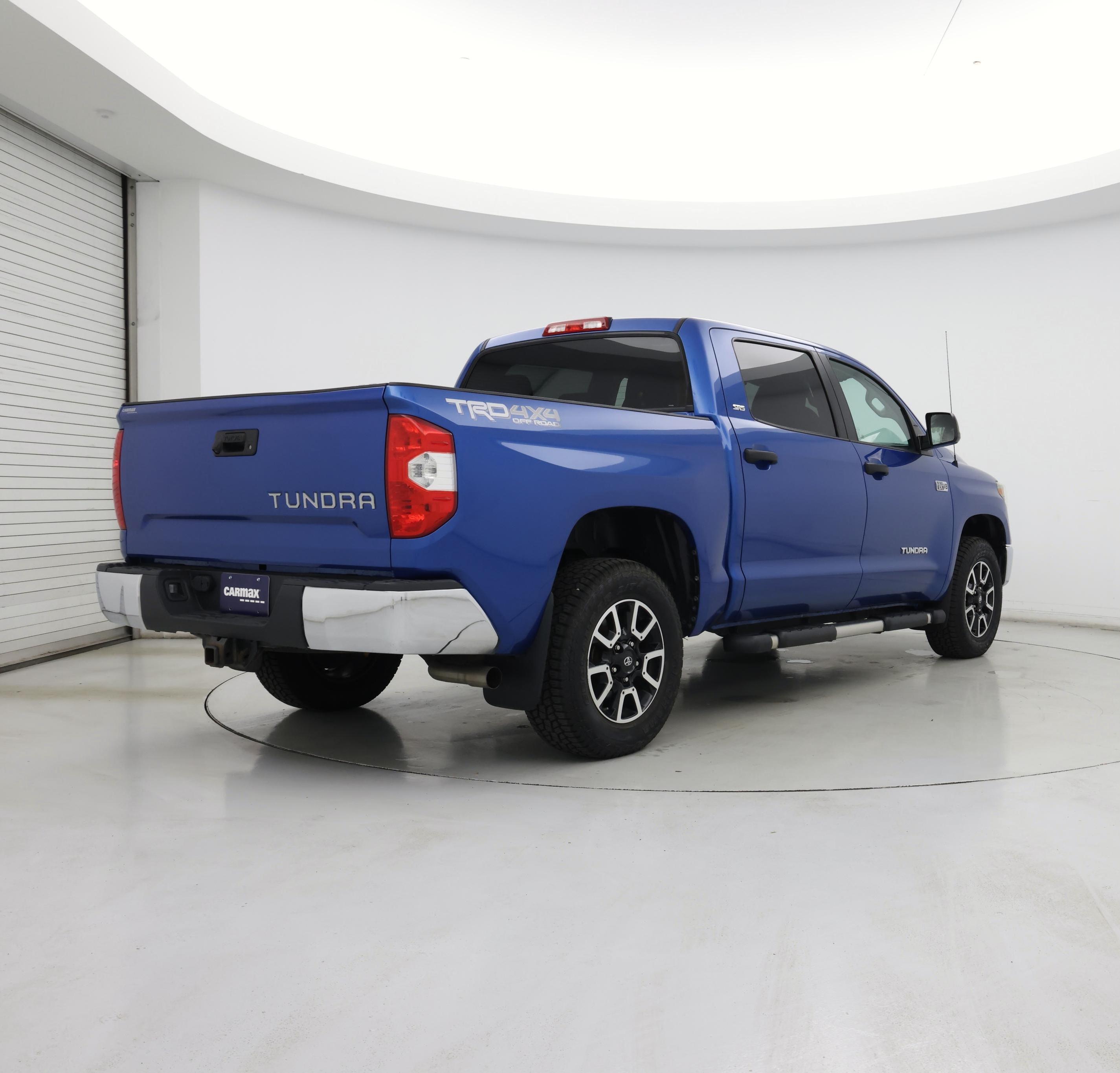 Thumbnail: 2018 Toyota Tundra - 8