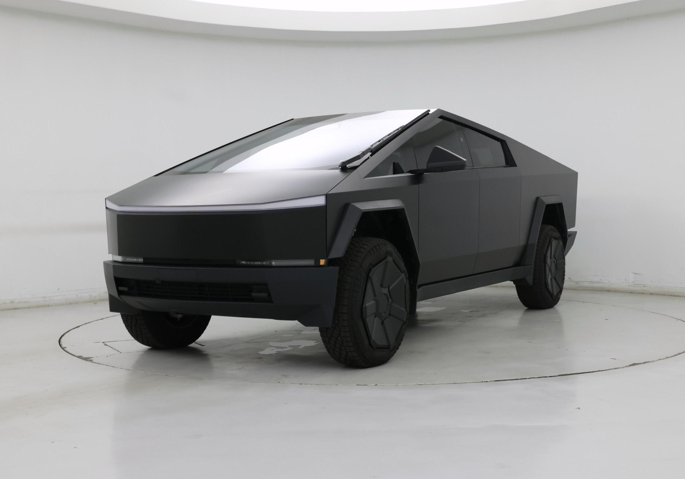 Thumbnail: 2024 Tesla Cybertruck - 4